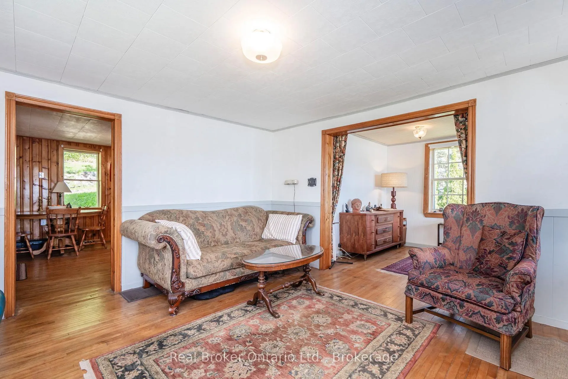 Photo 15 of 437 Champlain Road, Penetanguishene — HOMEH