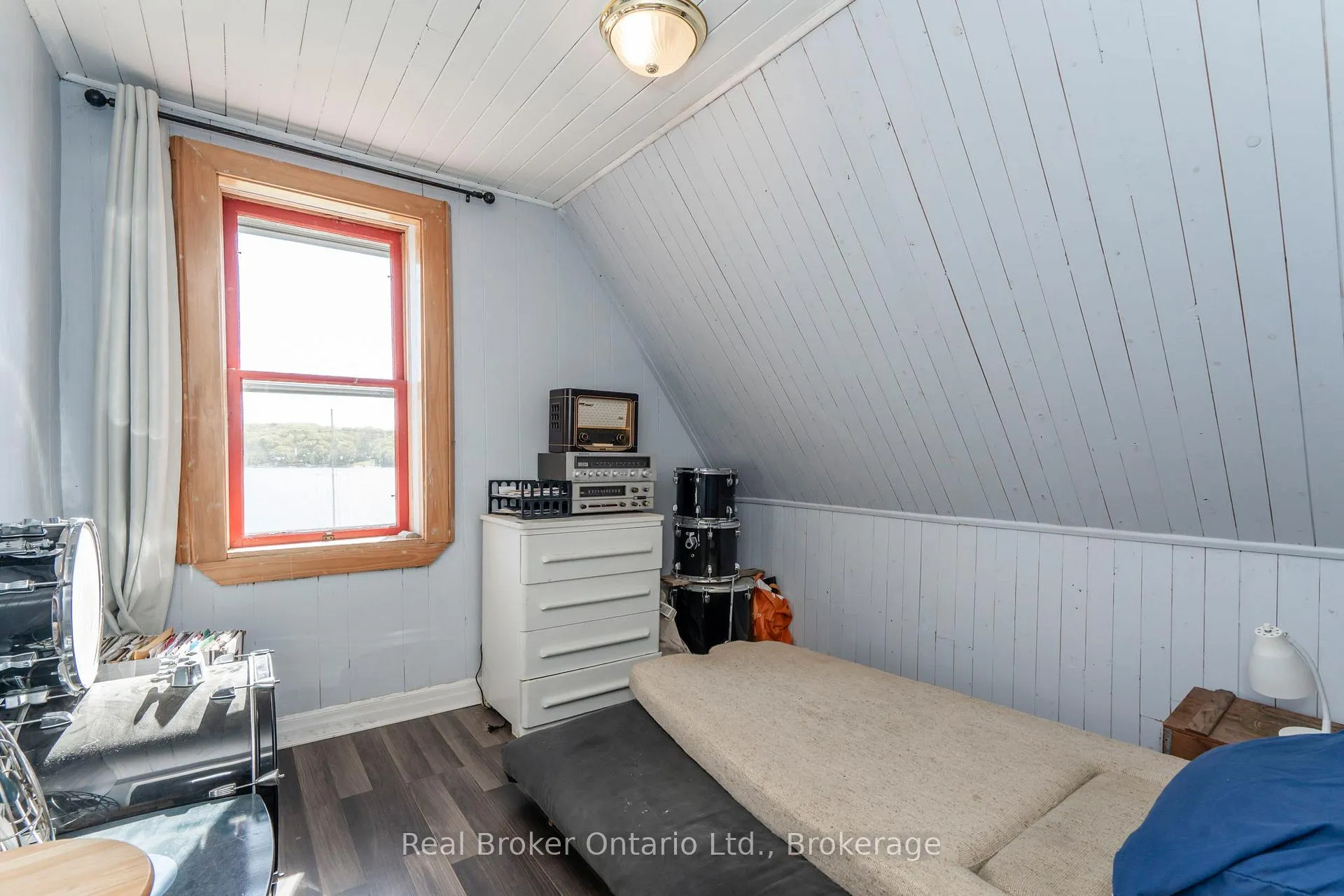 Photo 23 of 437 Champlain Road, Penetanguishene — HOMEH