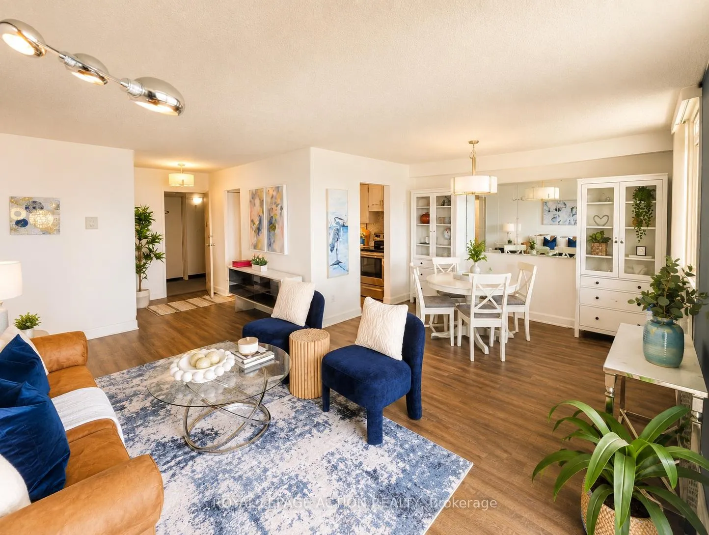Photo of Unit 901, 640 West Street