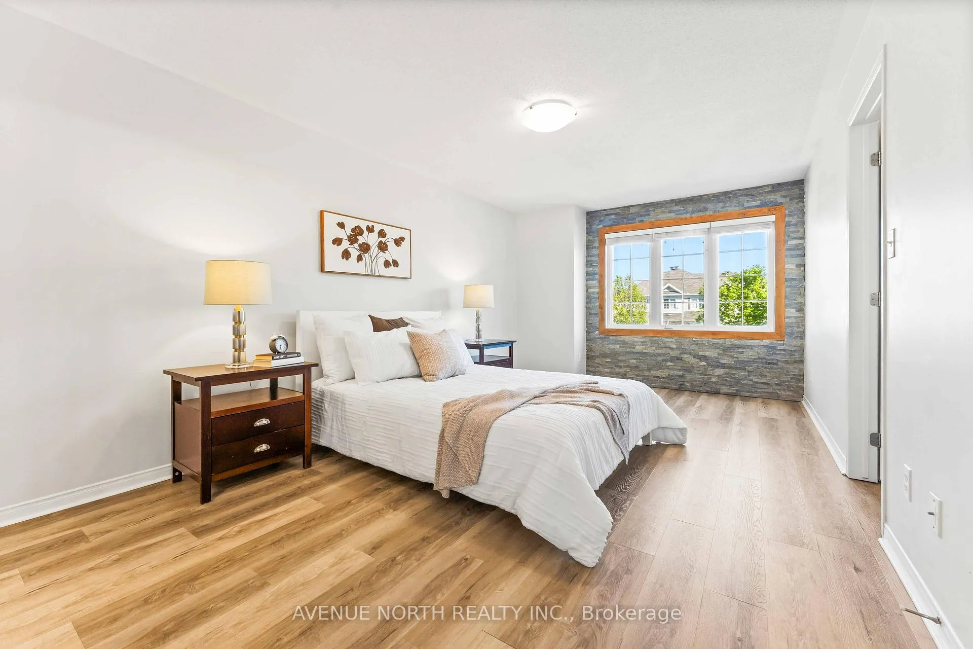 Photo 17 of 402 Ashbourne Crescent, Ottawa, Barrhaven - Stonebridge — HOMEH