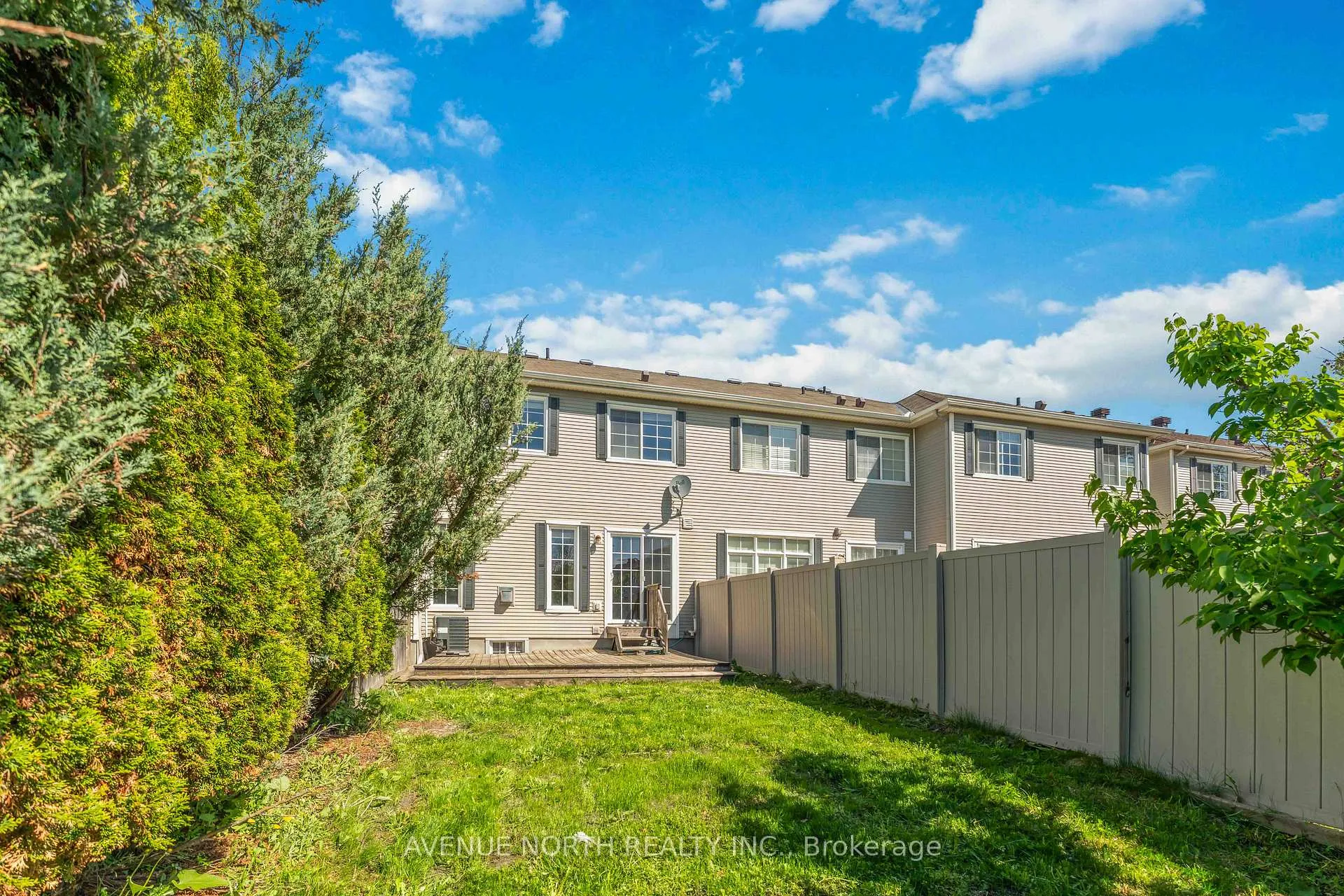 Photo 37 of 402 Ashbourne Crescent, Ottawa, Barrhaven - Stonebridge — HOMEH
