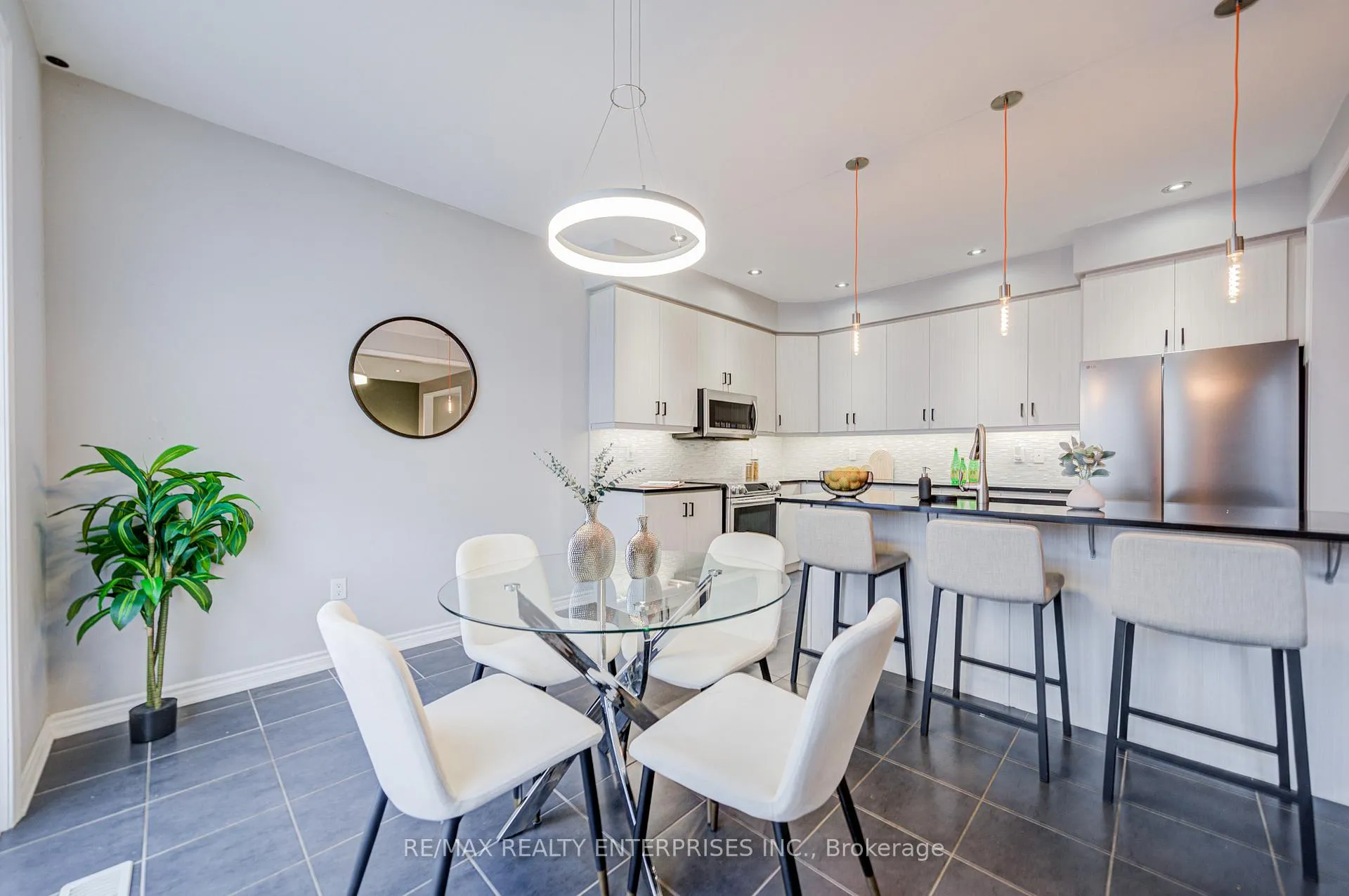 Photo 4 of 342 Powadiuk Place, Milton, Clarke — HOMEH