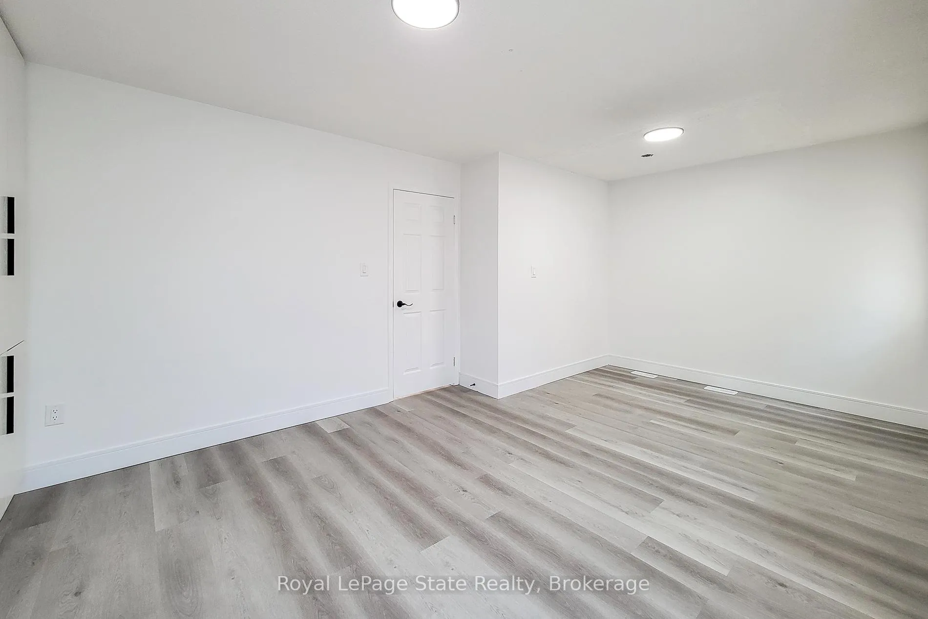 Photo 23 of Unit 2, 1232 Upper Gage Avenue, Hamilton, Randall — HOMEH