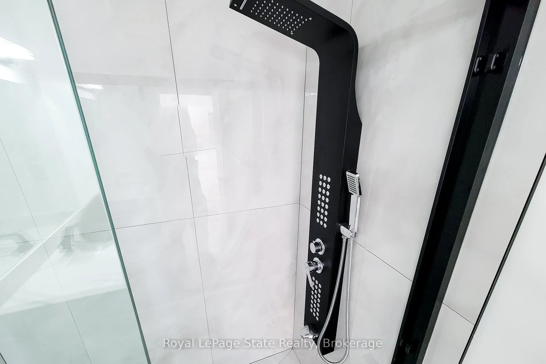 Photo 29 of Unit 2, 1232 Upper Gage Avenue, Hamilton, Randall — HOMEH