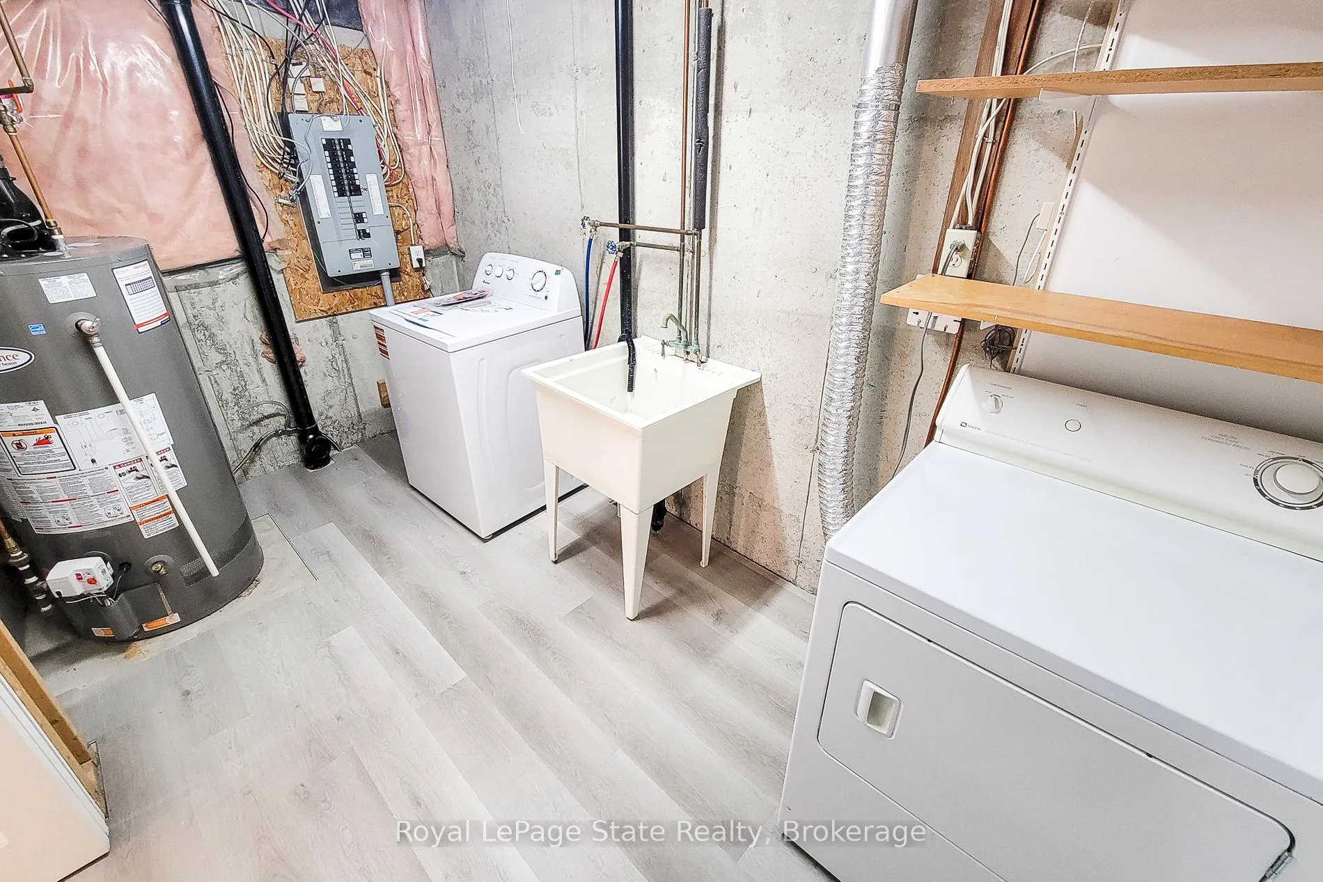 Photo 38 of Unit 2, 1232 Upper Gage Avenue, Hamilton, Randall — HOMEH