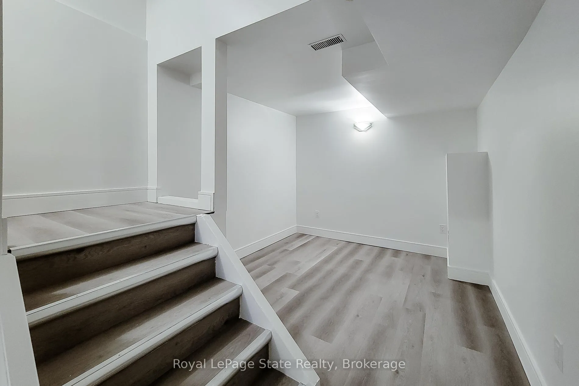 Photo 39 of Unit 2, 1232 Upper Gage Avenue, Hamilton, Randall — HOMEH