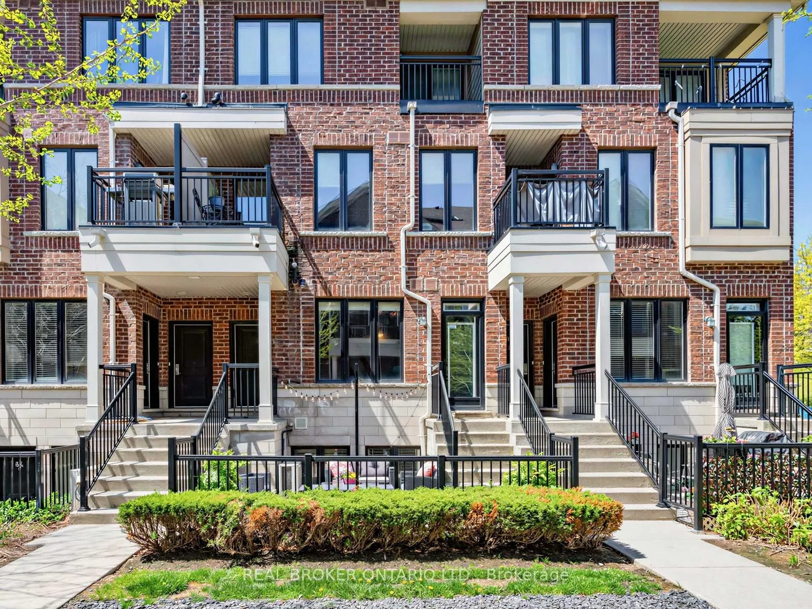 Photo 1 of Unit 88, 30 Carnation Avenue, Etobicoke, Long Branch — HOMEH