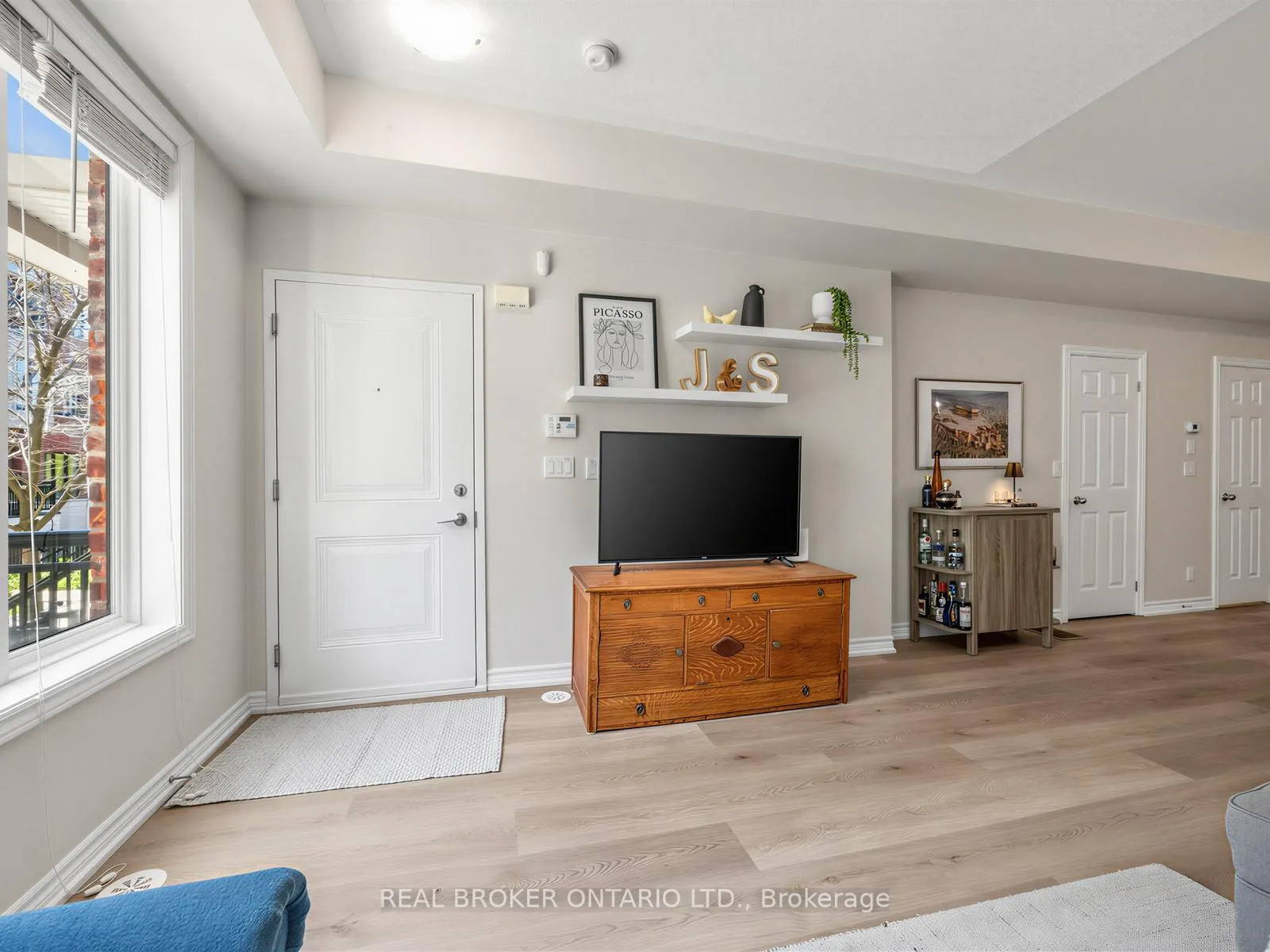 Photo 5 of Unit 88, 30 Carnation Avenue, Etobicoke, Long Branch — HOMEH
