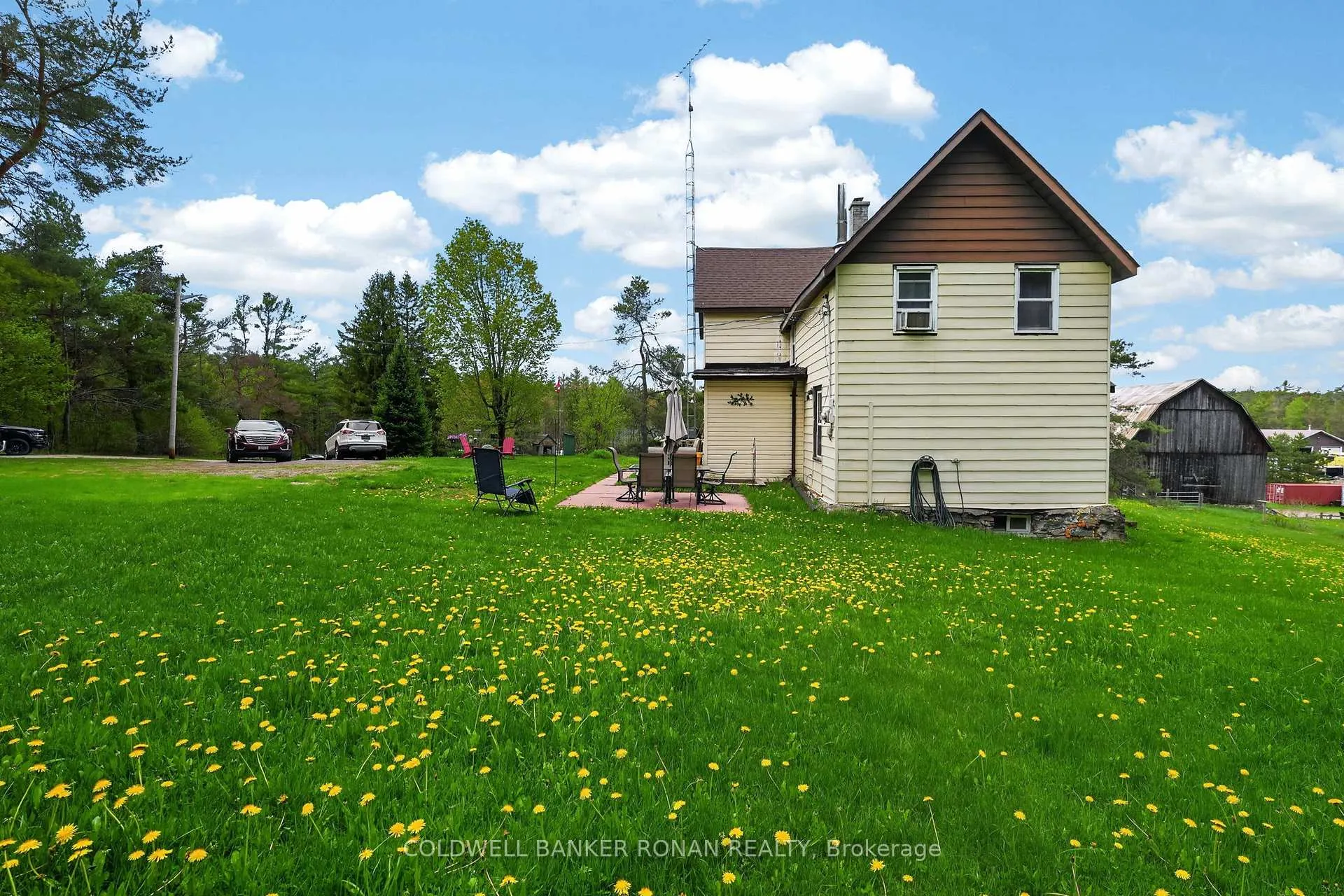 Photo 21 of 1043 Kirk Line East, Bracebridge, Macaulay — HOMEH