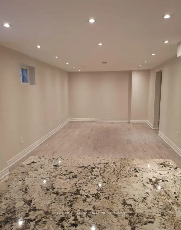 Photo 6 of Unit Lower, 46 Willowbrook Road, Markham, Aileen-Willowbrook — HOMEH