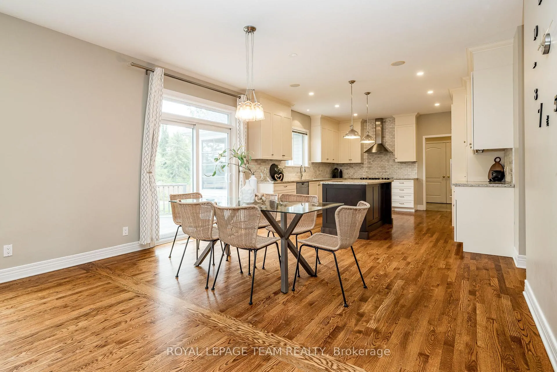 Photo 10 of 10 Beechgrove Gardens, Ottawa, Stittsville (South) — HOMEH