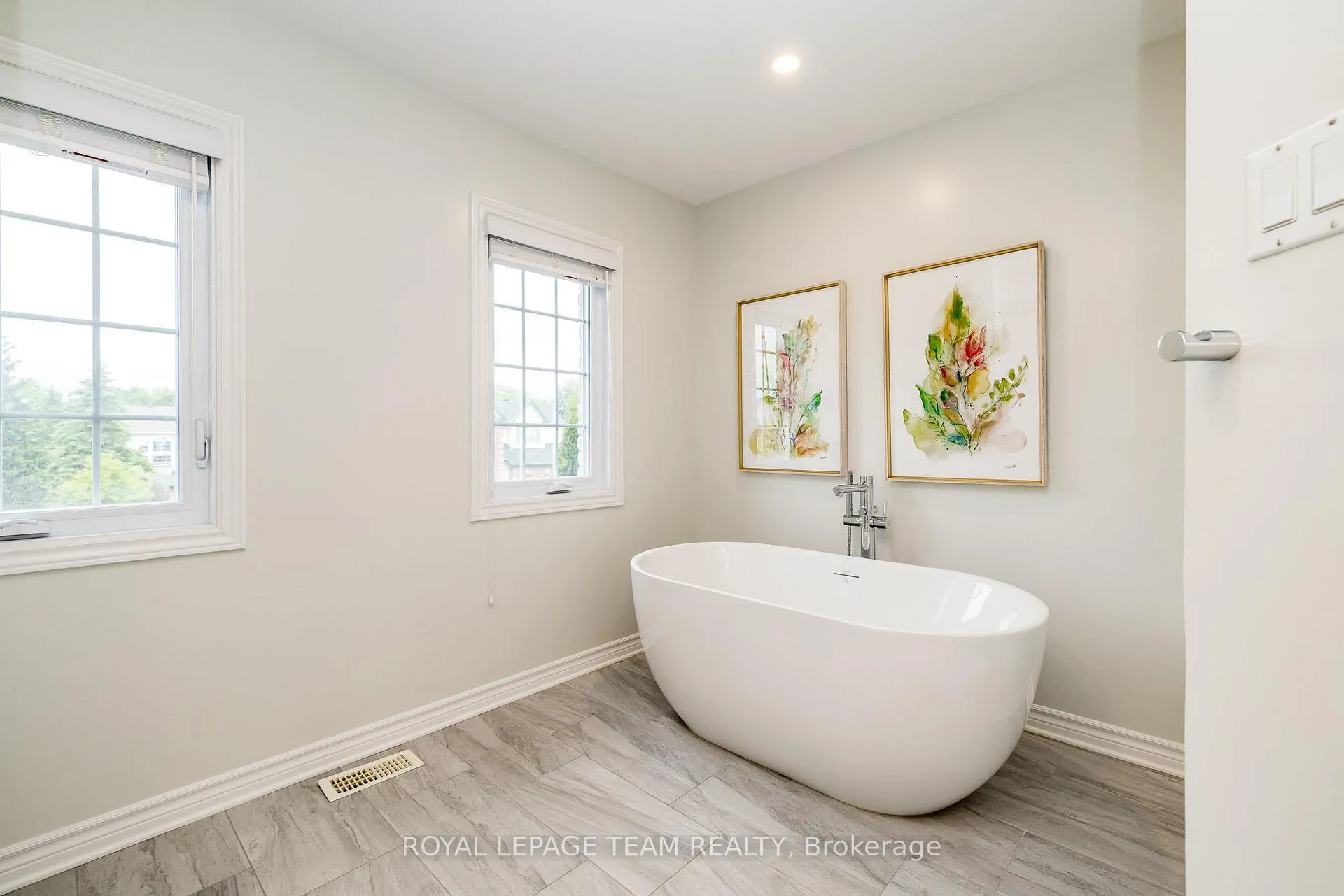 Photo 20 of 10 Beechgrove Gardens, Ottawa, Stittsville (South) — HOMEH