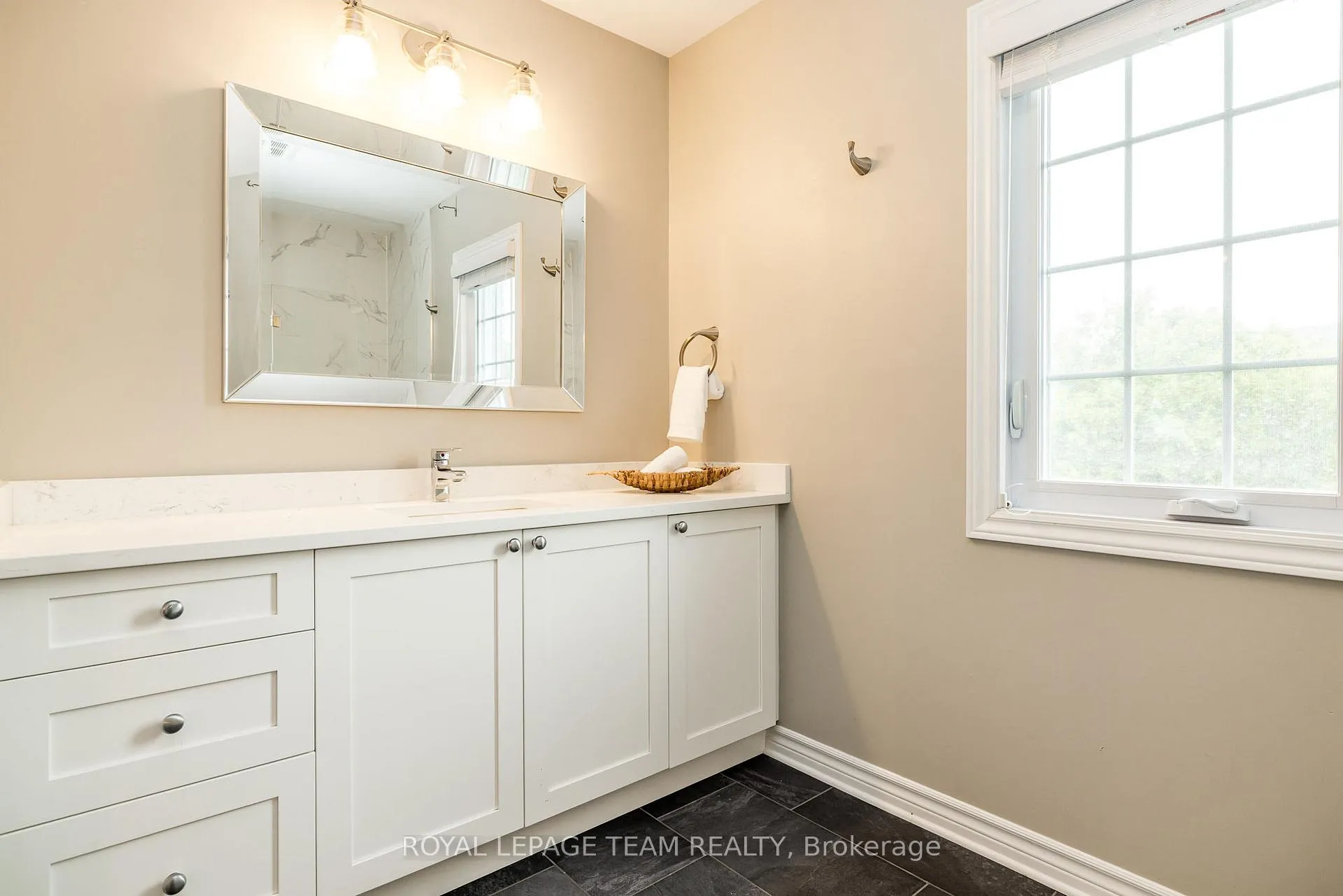 Photo 26 of 10 Beechgrove Gardens, Ottawa, Stittsville (South) — HOMEH