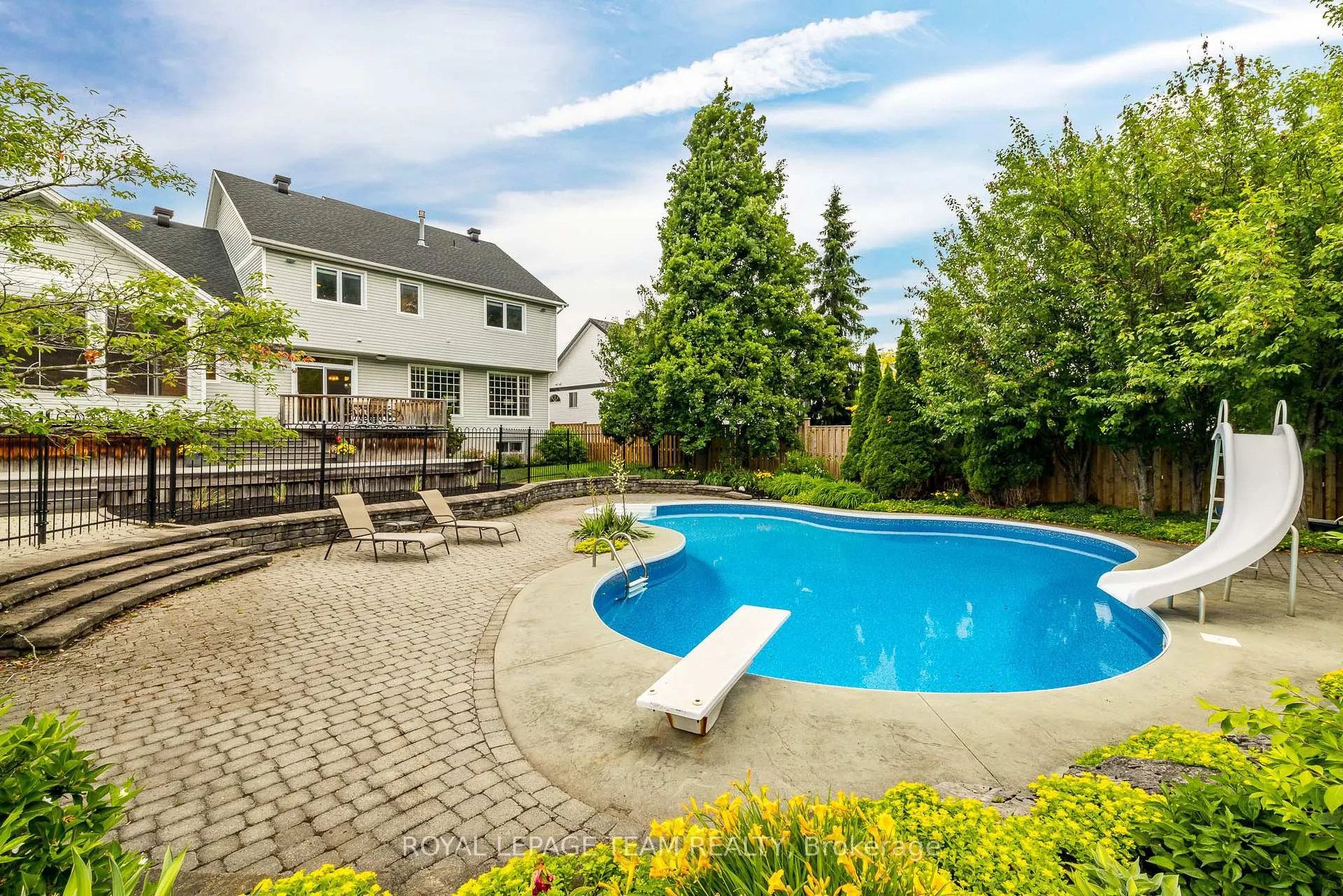 Photo 38 of 10 Beechgrove Gardens, Ottawa, Stittsville (South) — HOMEH