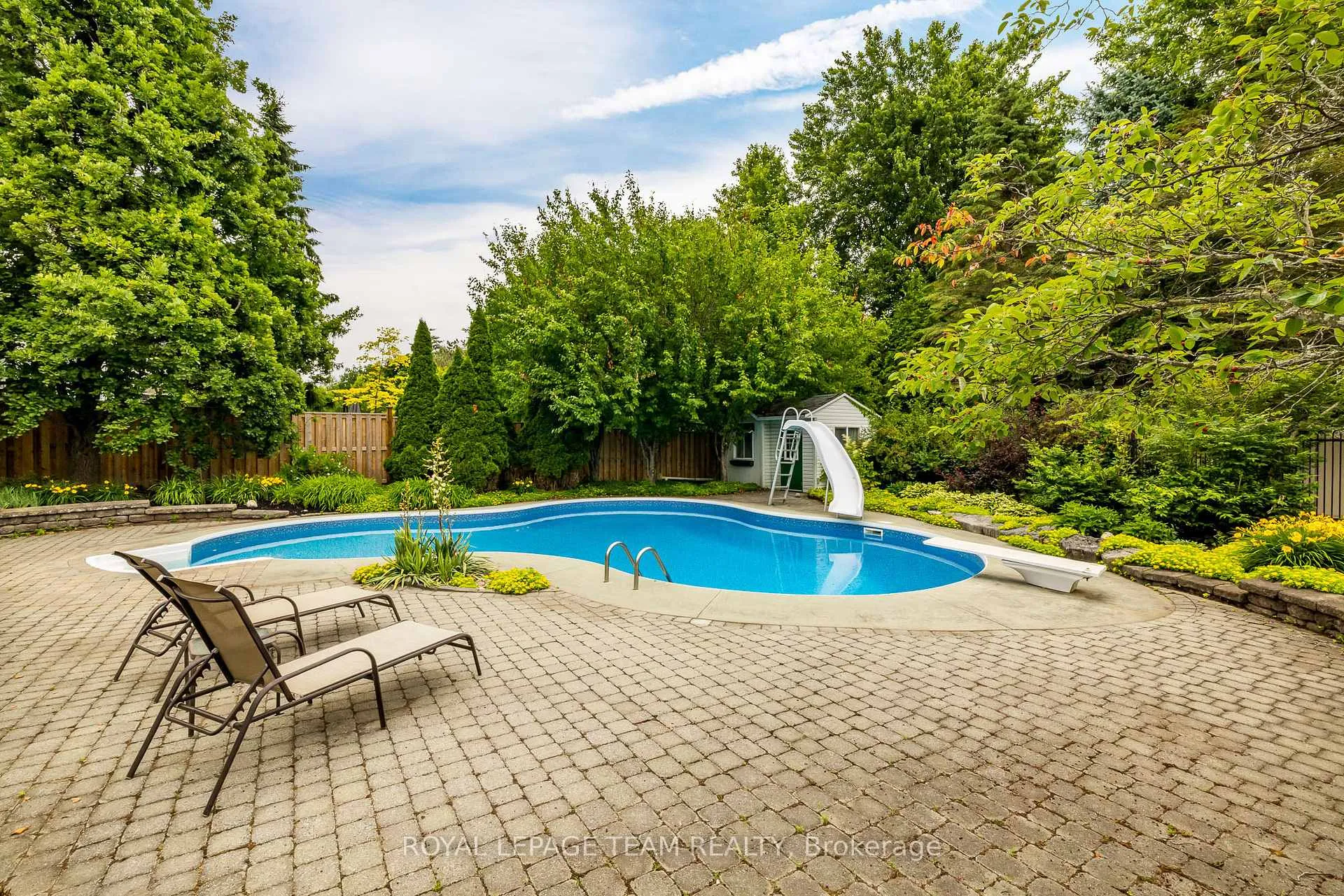 Photo 39 of 10 Beechgrove Gardens, Ottawa, Stittsville (South) — HOMEH