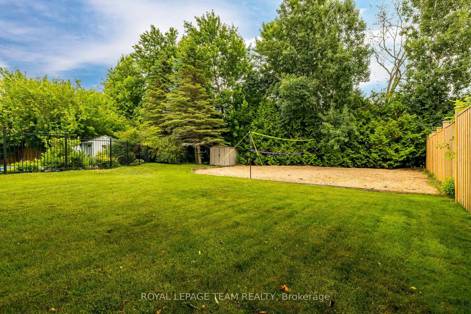 Photo 40 of 10 Beechgrove Gardens, Ottawa, Stittsville (South) — HOMEH