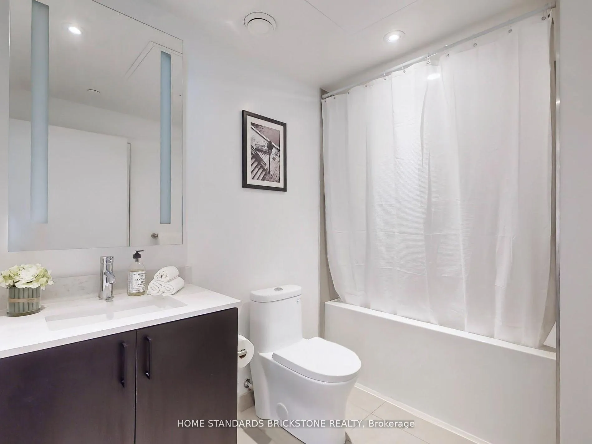 Photo 21 of Unit 1007, 135 East Liberty Street, Toronto, Niagara — HOMEH