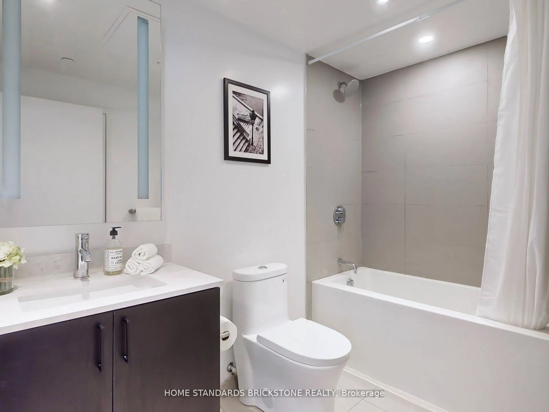 Photo 23 of Unit 1007, 135 East Liberty Street, Toronto, Niagara — HOMEH