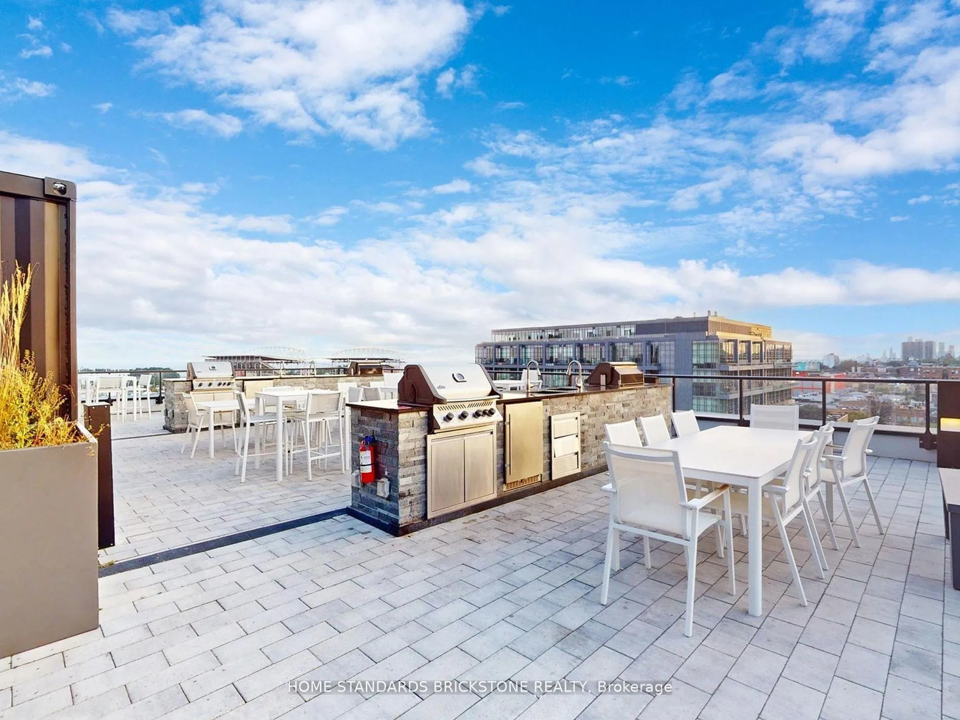 Photo 36 of Unit 1007, 135 East Liberty Street, Toronto, Niagara — HOMEH