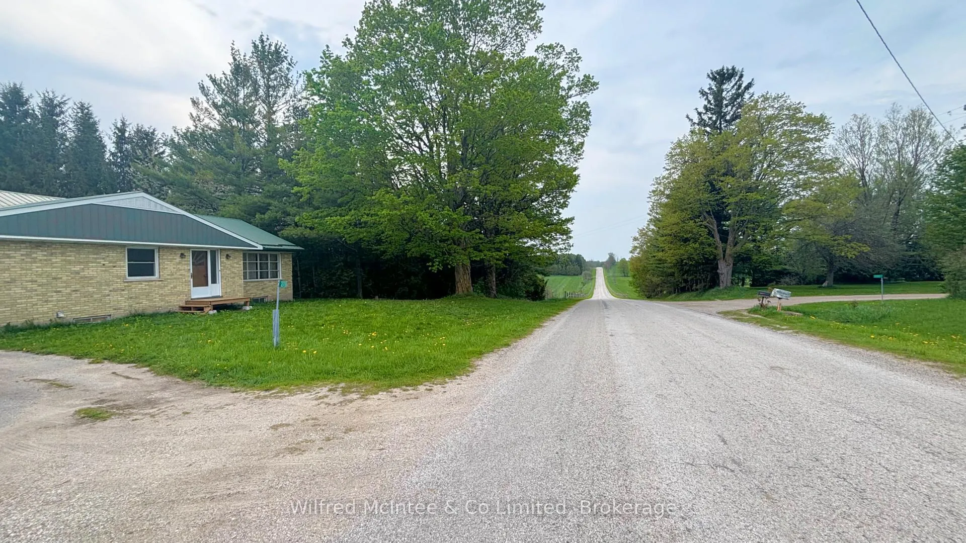 Photo 10 of 279 Sideroad 5 Road N, Arran-Elderslie — HOMEH
