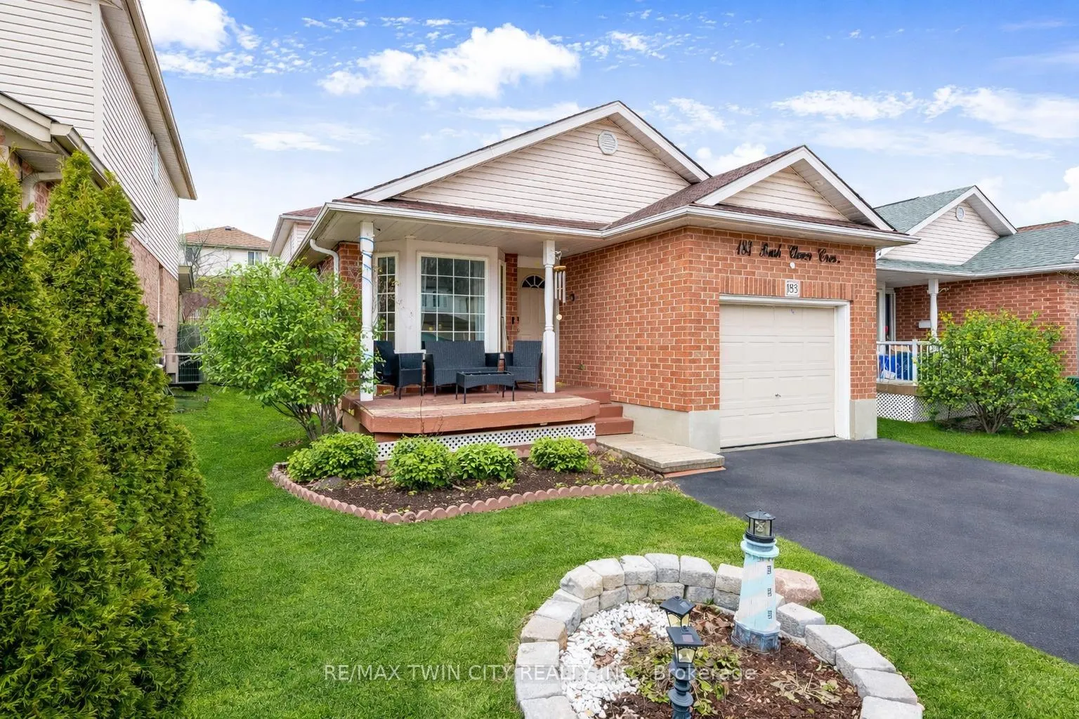 Photo 1 of 183 Bush Clover Crescent, Kitchener — HOMEH