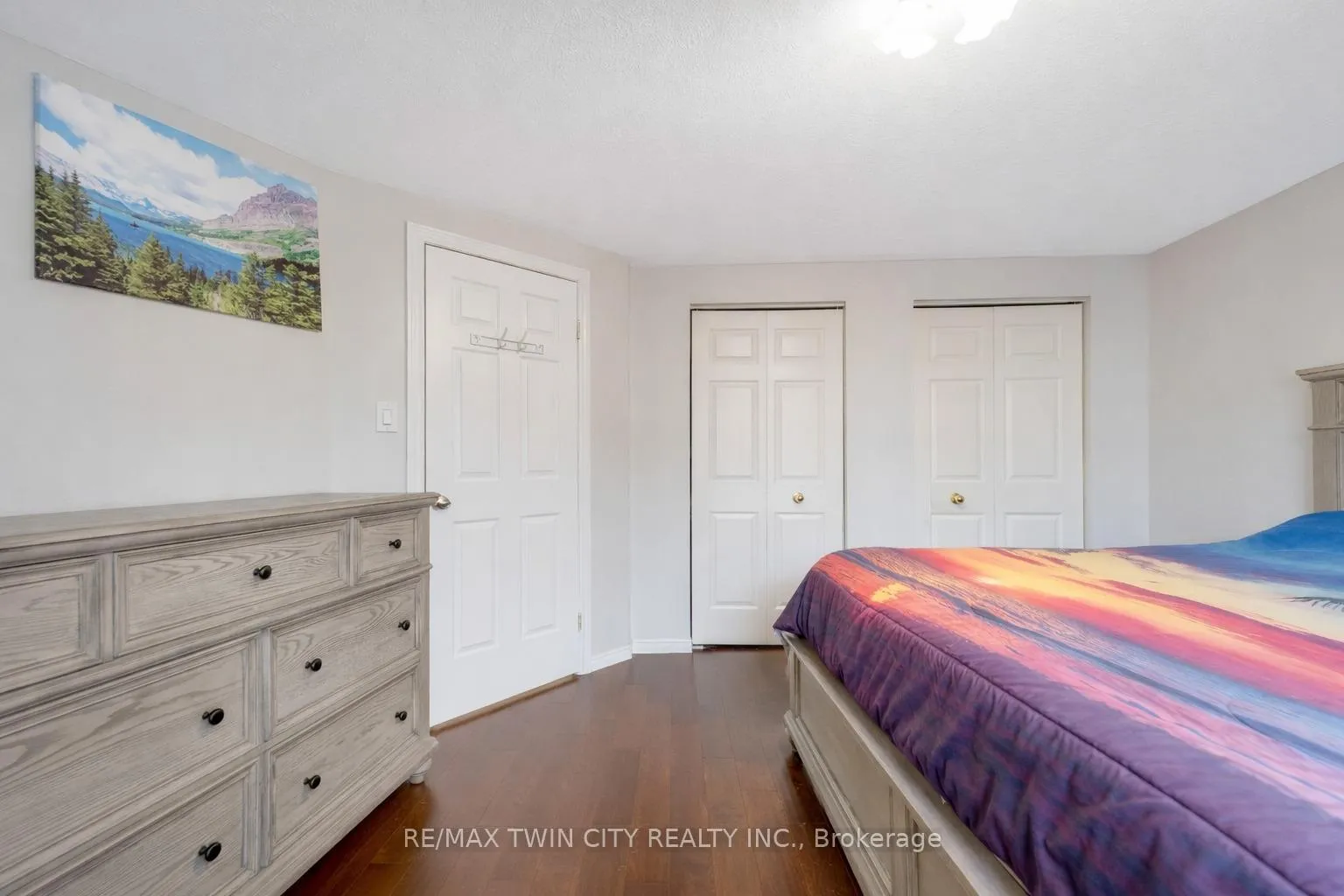 Photo 8 of 183 Bush Clover Crescent, Kitchener — HOMEH