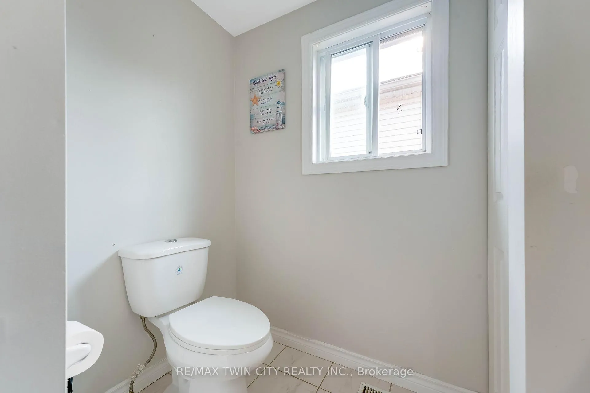 Photo 21 of 183 Bush Clover Crescent, Kitchener — HOMEH