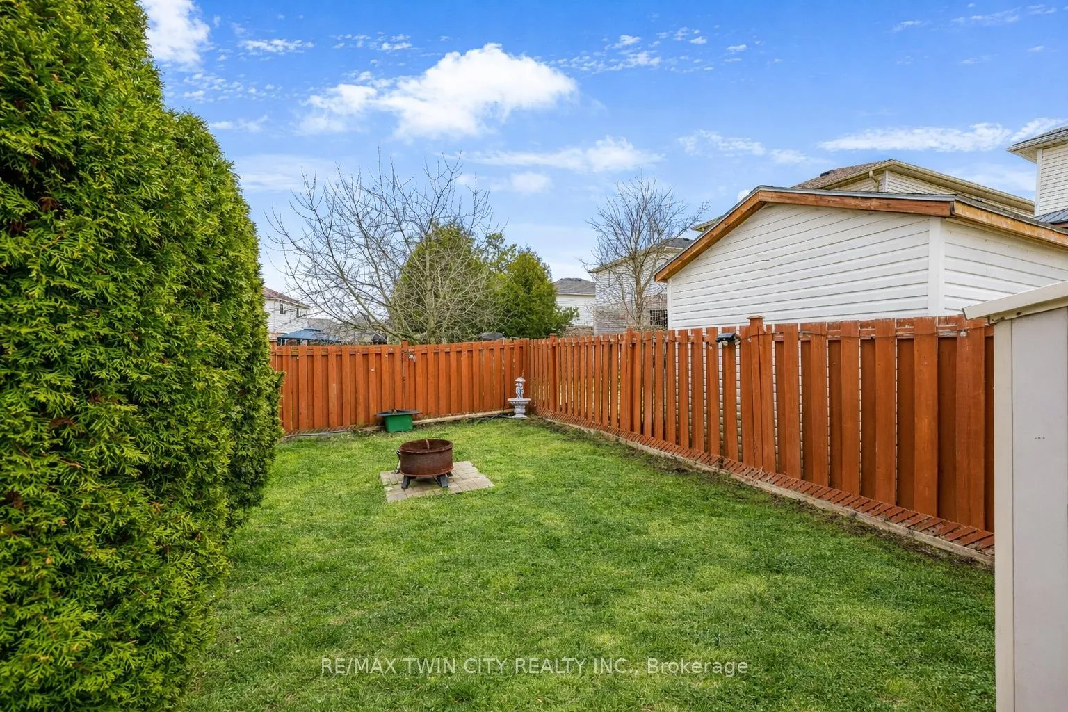 Photo 35 of 183 Bush Clover Crescent, Kitchener — HOMEH