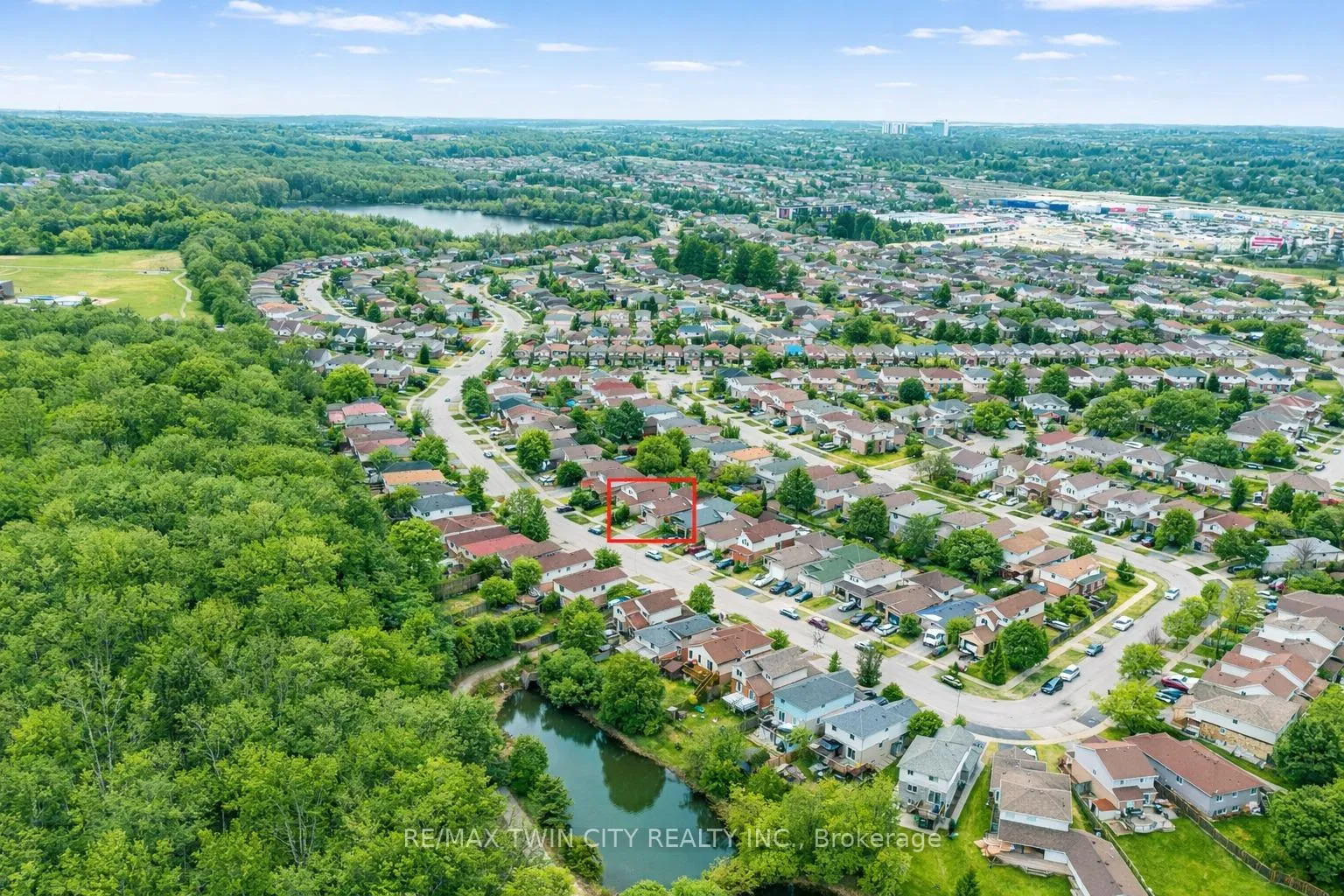 Photo 37 of 183 Bush Clover Crescent, Kitchener — HOMEH