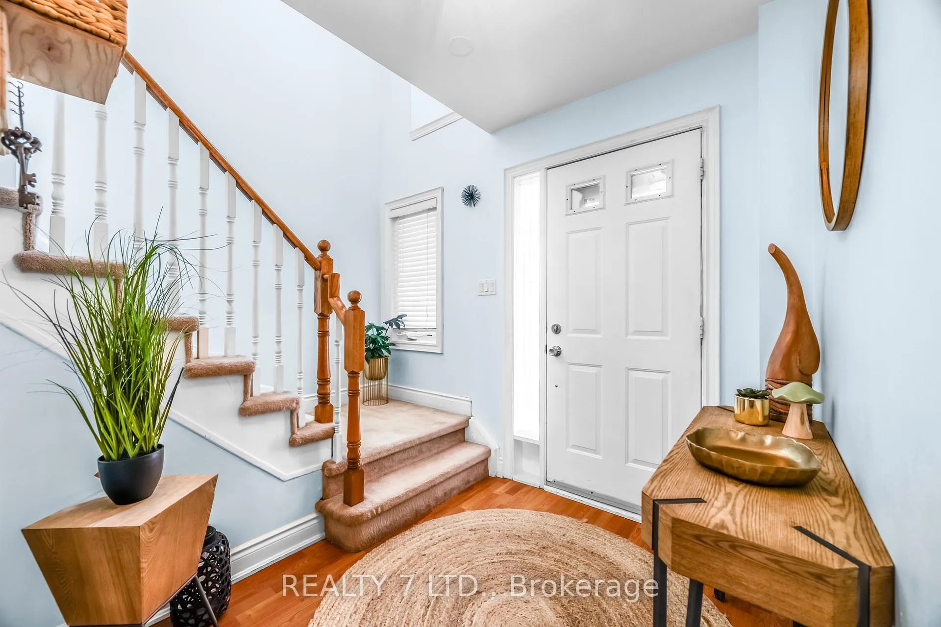 Photo 5 of 73 Bird Street, Barrie, Edgehill Drive — HOMEH
