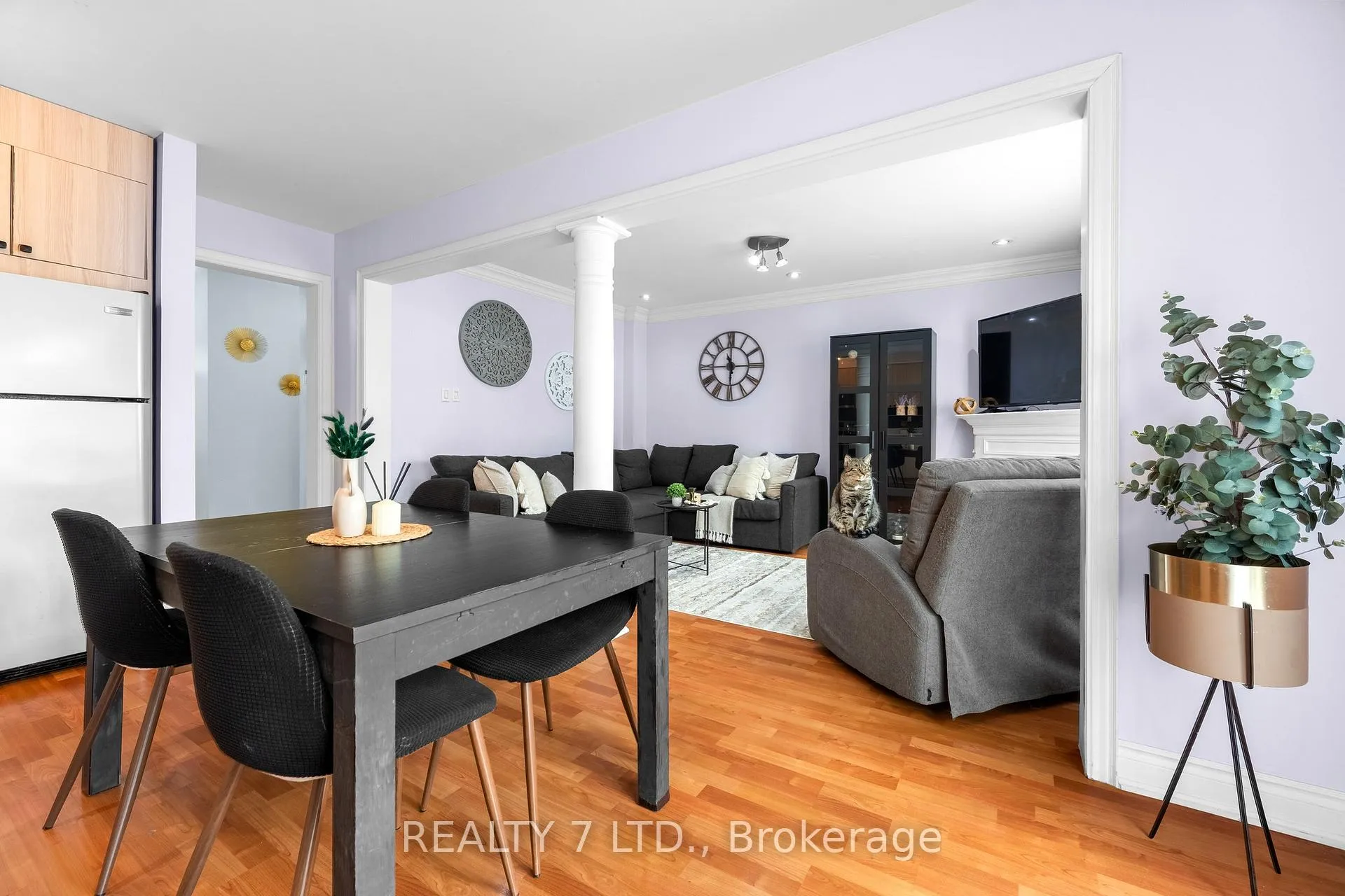 Photo 10 of 73 Bird Street, Barrie, Edgehill Drive — HOMEH