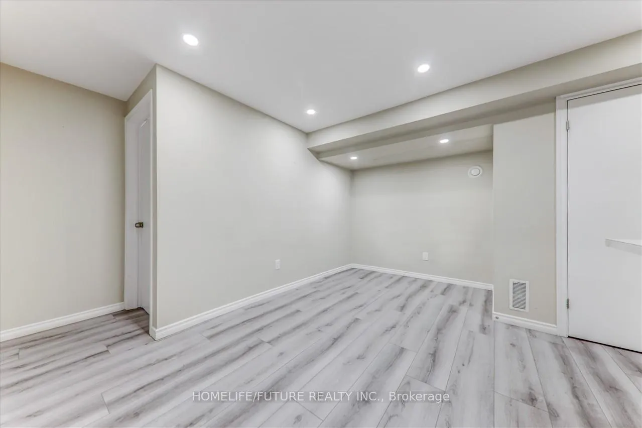 Photo 9 of Unit Bsmt, 248 Cosgrove Drive, Oshawa, Windfields — HOMEH