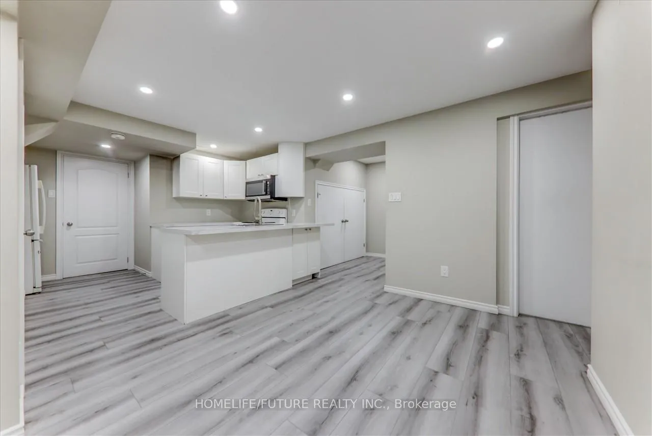 Photo 10 of Unit Bsmt, 248 Cosgrove Drive, Oshawa, Windfields — HOMEH