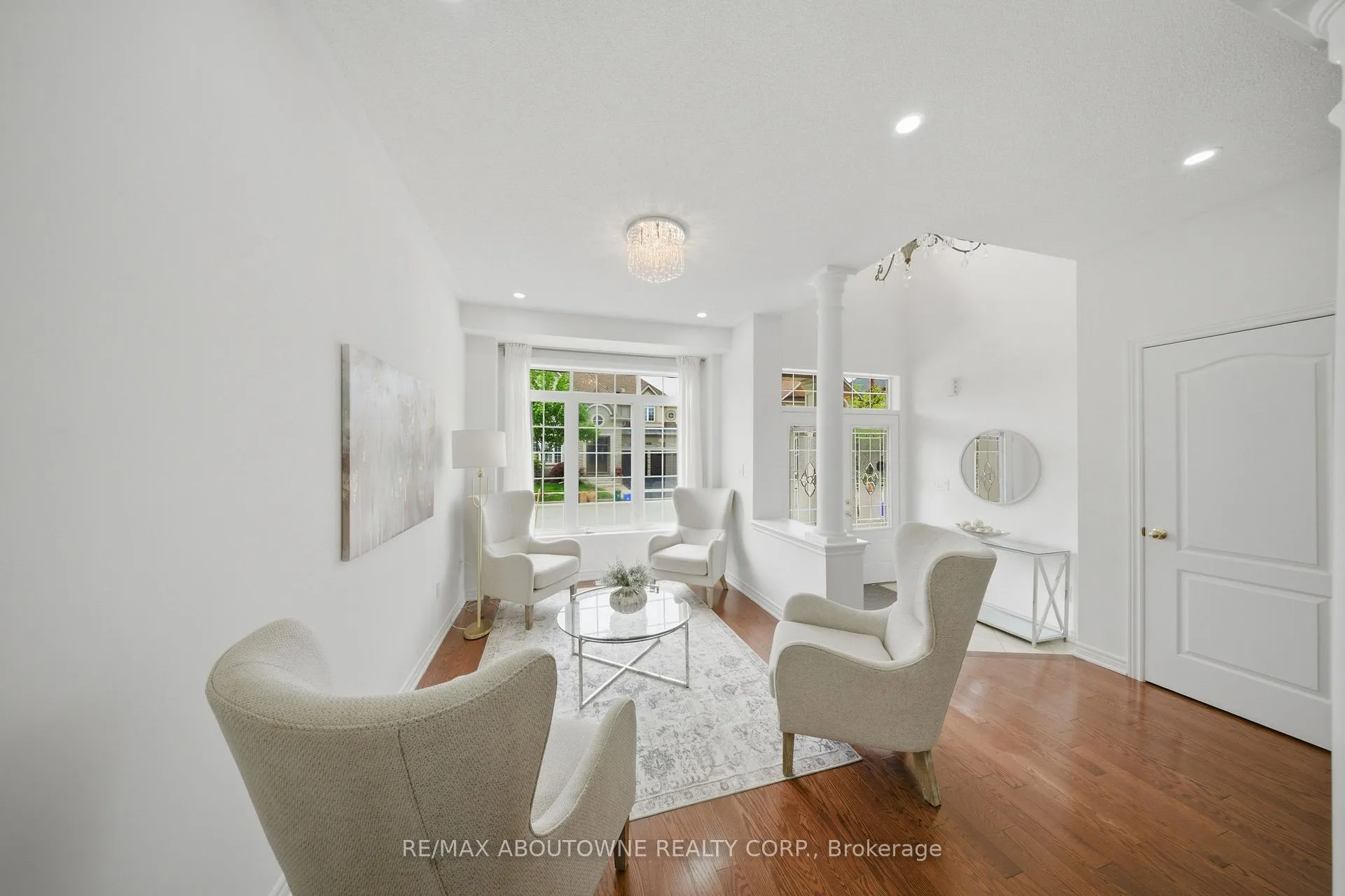 Photo 5 of 3071 Jenn Avenue, Burlington, Alton — HOMEH