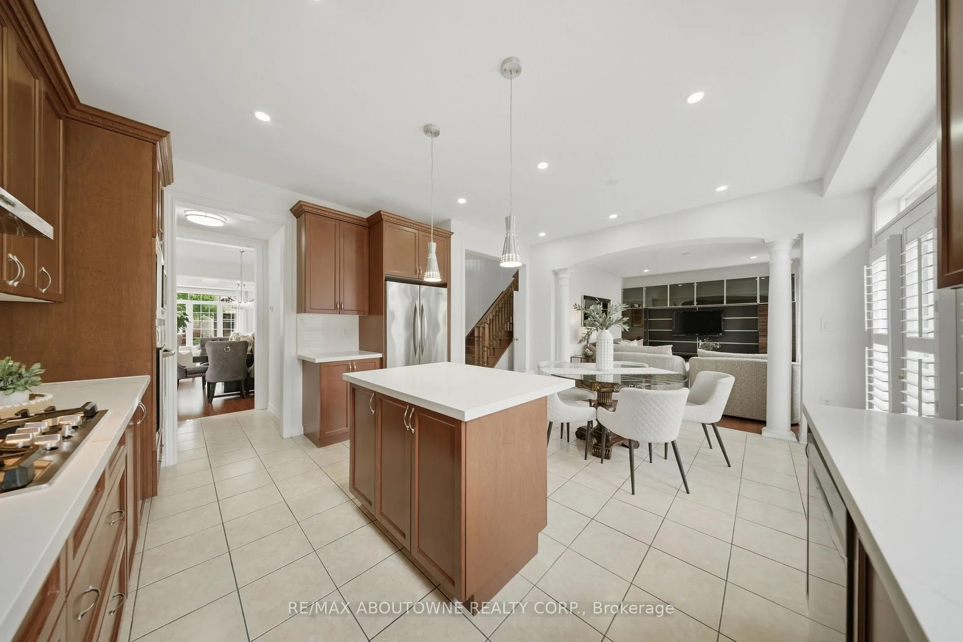 Photo 16 of 3071 Jenn Avenue, Burlington, Alton — HOMEH
