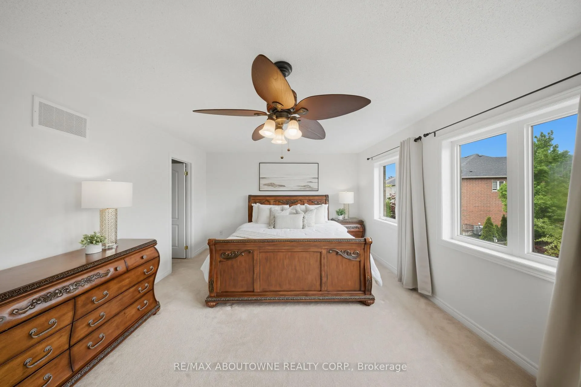 Photo 23 of 3071 Jenn Avenue, Burlington, Alton — HOMEH
