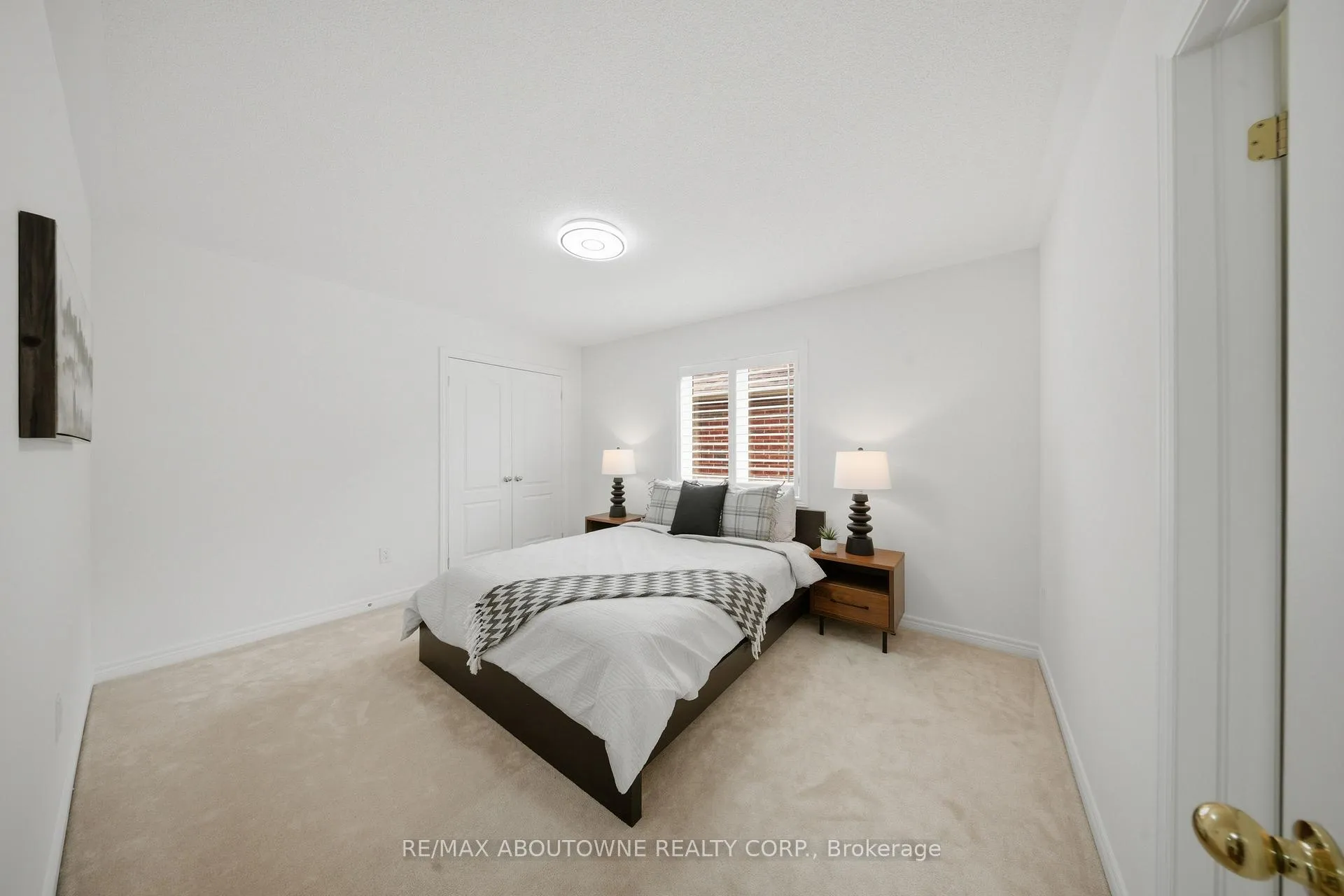 Photo 28 of 3071 Jenn Avenue, Burlington, Alton — HOMEH