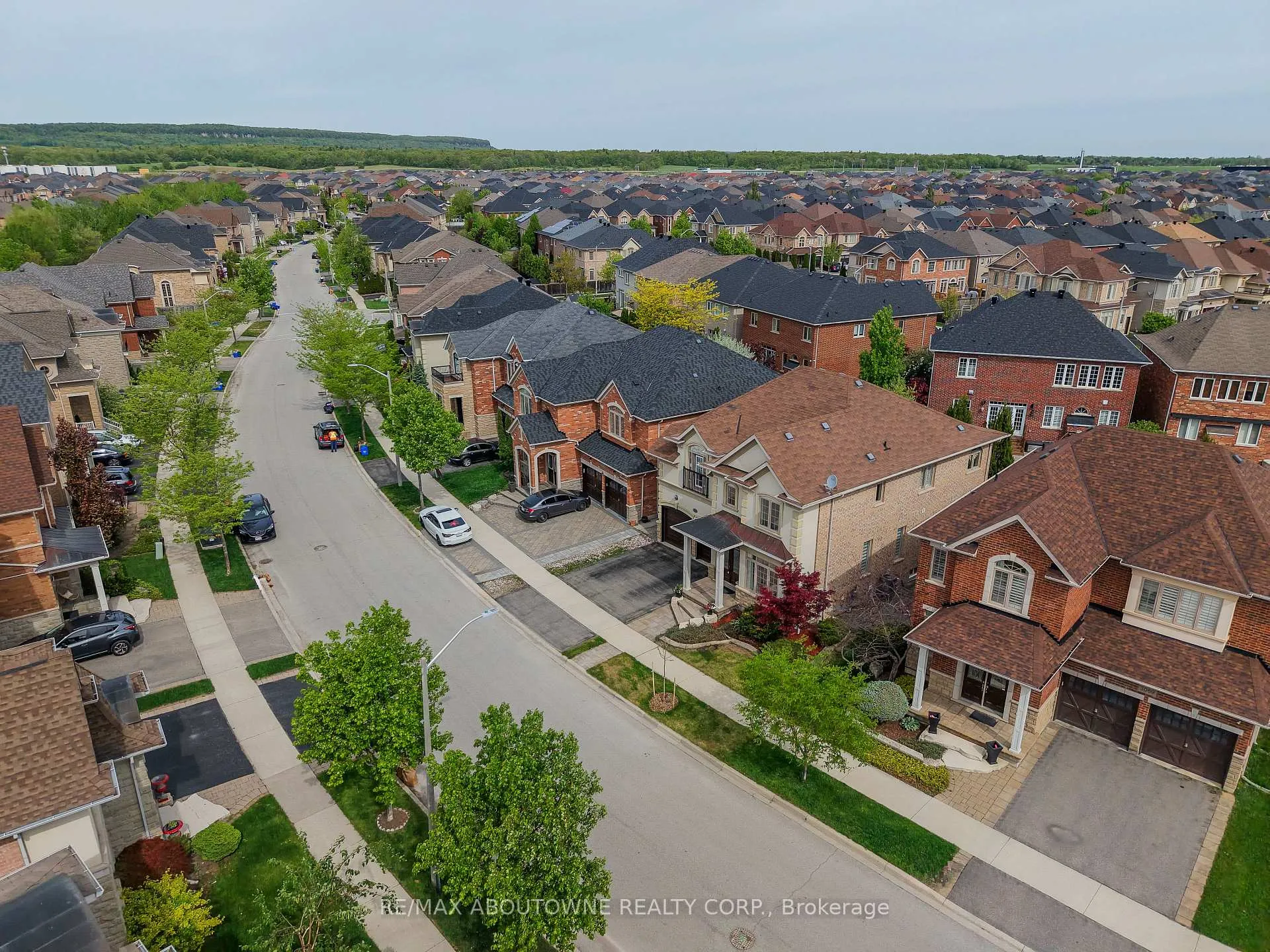 Photo 46 of 3071 Jenn Avenue, Burlington, Alton — HOMEH