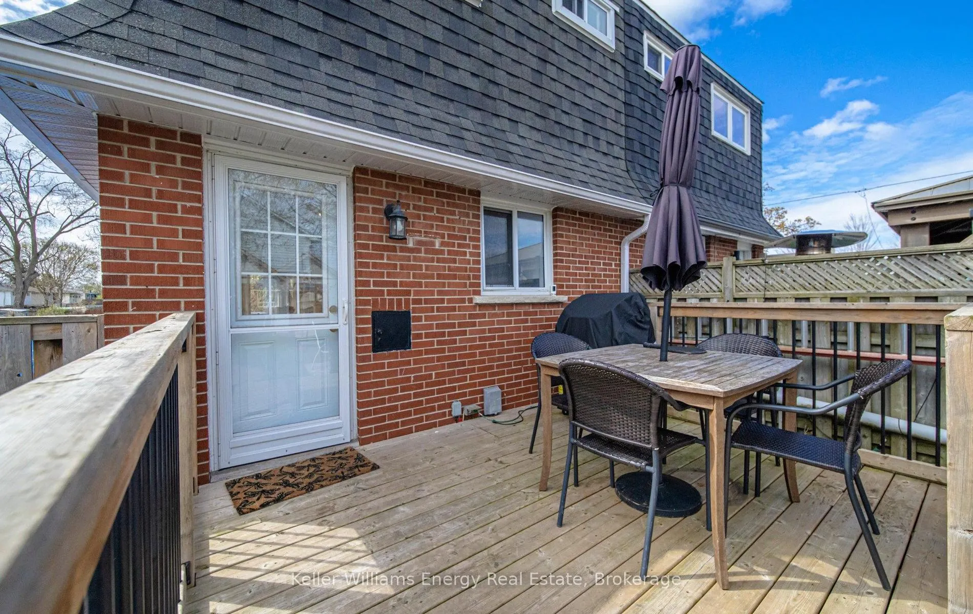 Photo 9 of 153 Barkley Crescent, Oshawa, Vanier — HOMEH
