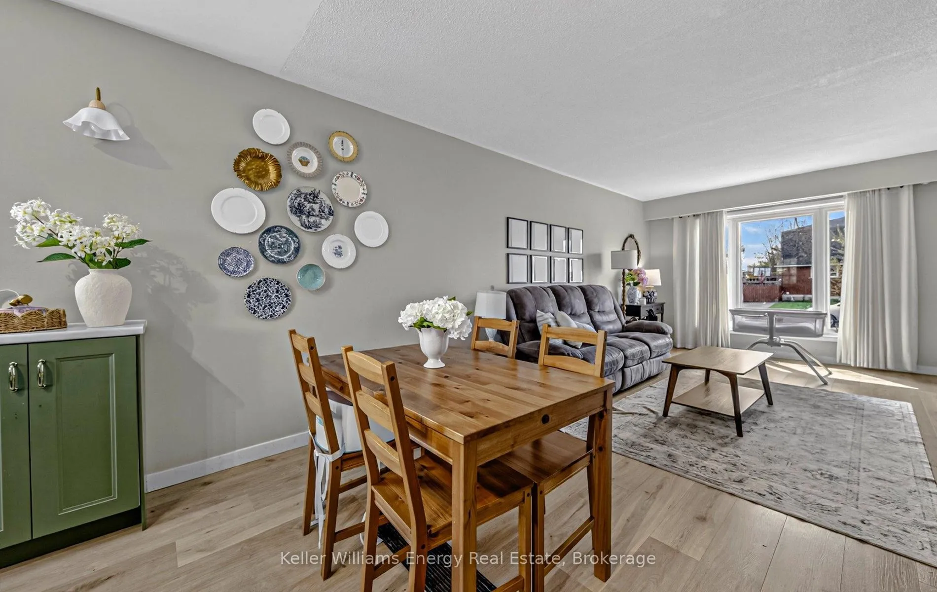 Photo 19 of 153 Barkley Crescent, Oshawa, Vanier — HOMEH