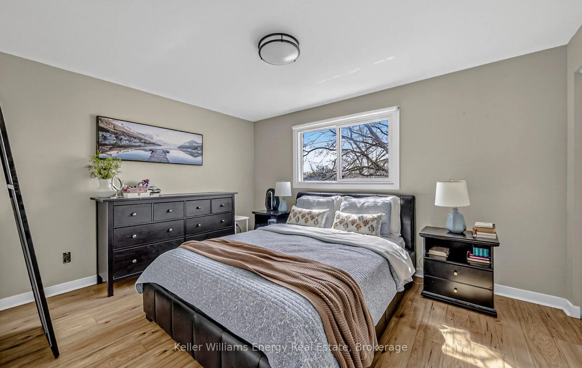 Photo 31 of 153 Barkley Crescent, Oshawa, Vanier — HOMEH
