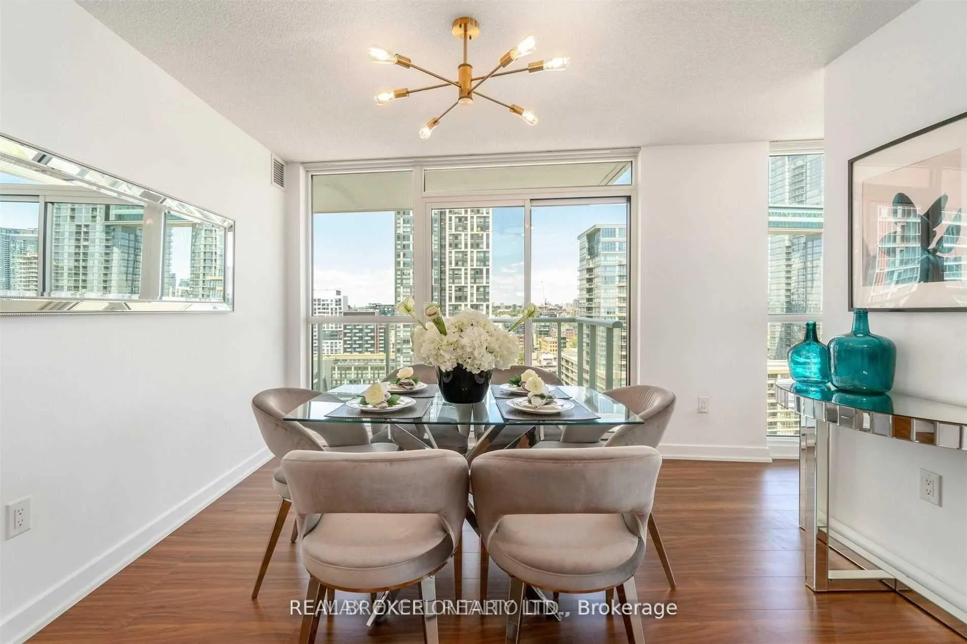 Photo 7 of Unit 2101, 75 Queens Wharf Road, Toronto, Waterfront Communities — HOMEH