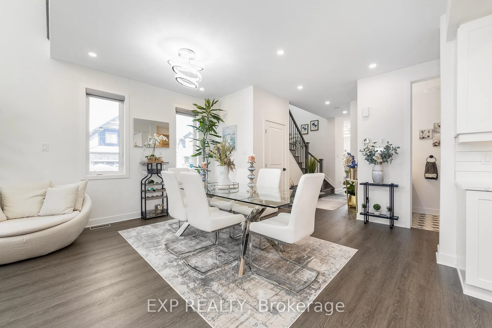 Photo 7 of 209 Pingwi Place, Ottawa, Blossom Park/Kemp Park/Findlay Creek — HOMEH