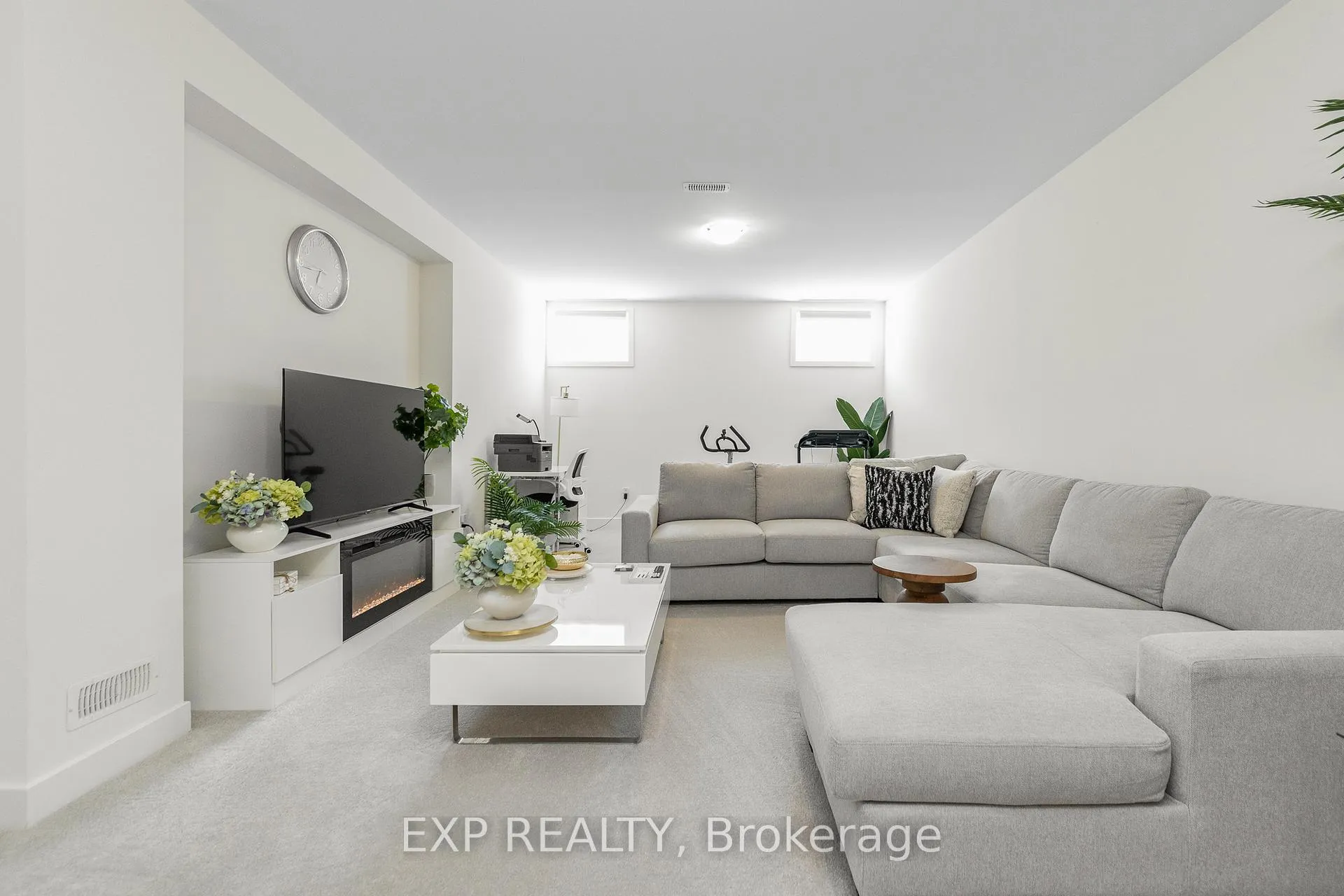 Photo 32 of 209 Pingwi Place, Ottawa, Blossom Park/Kemp Park/Findlay Creek — HOMEH