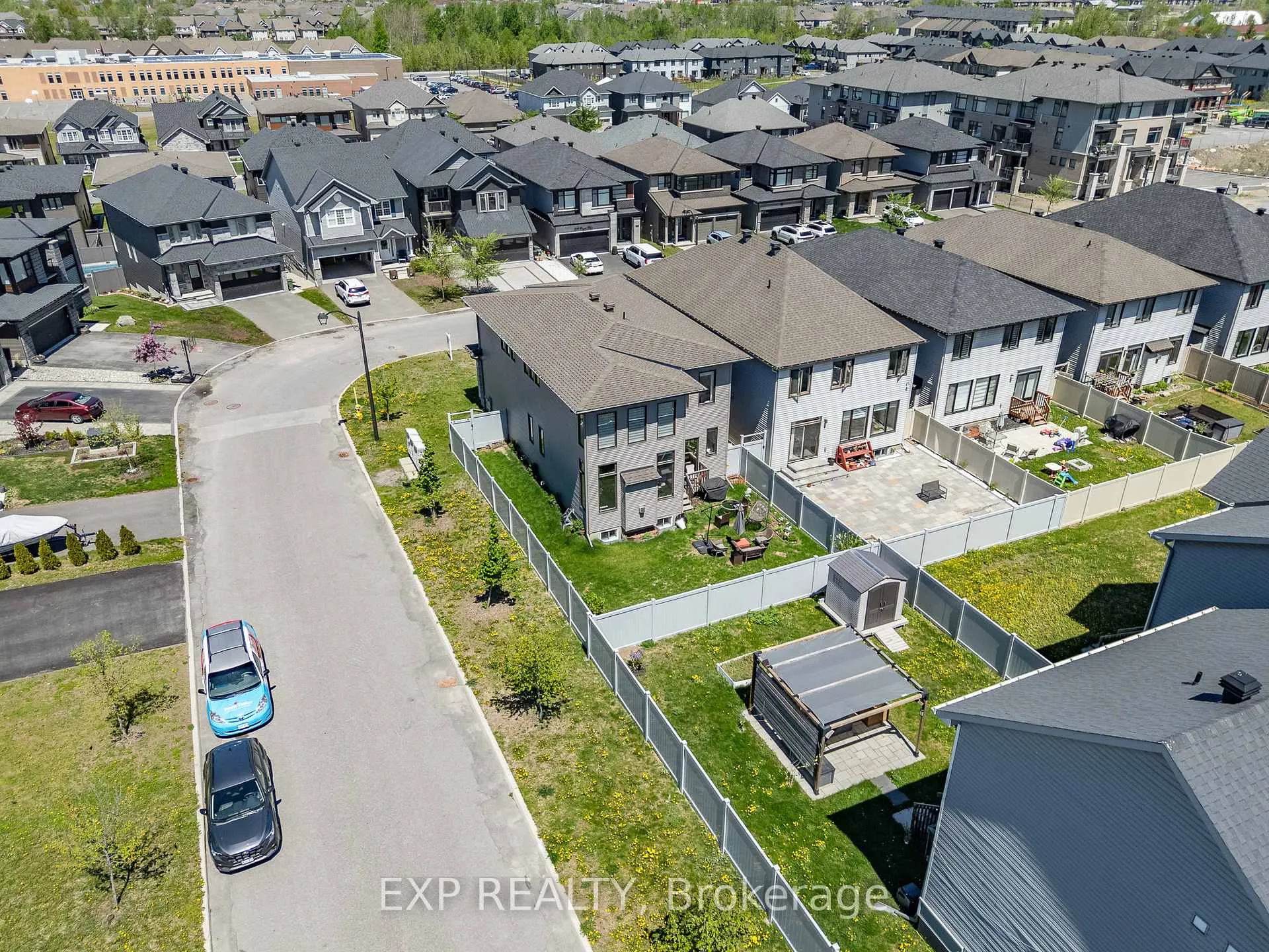 Photo 40 of 209 Pingwi Place, Ottawa, Blossom Park/Kemp Park/Findlay Creek — HOMEH