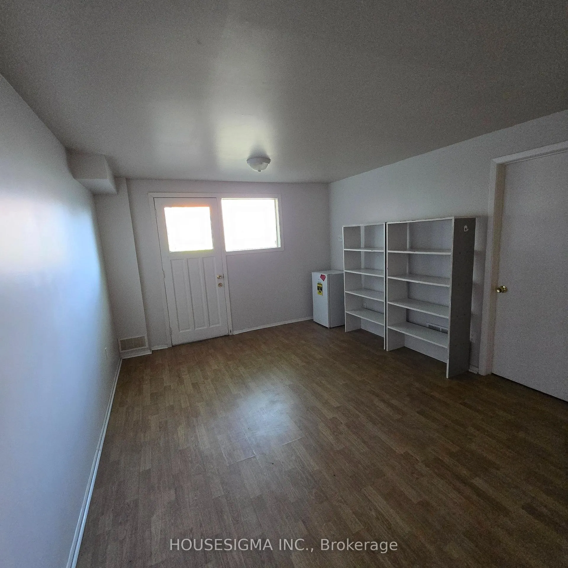 Photo 21 of 110 Overlea Drive, Kitchener, Victoria Hills — HOMEH