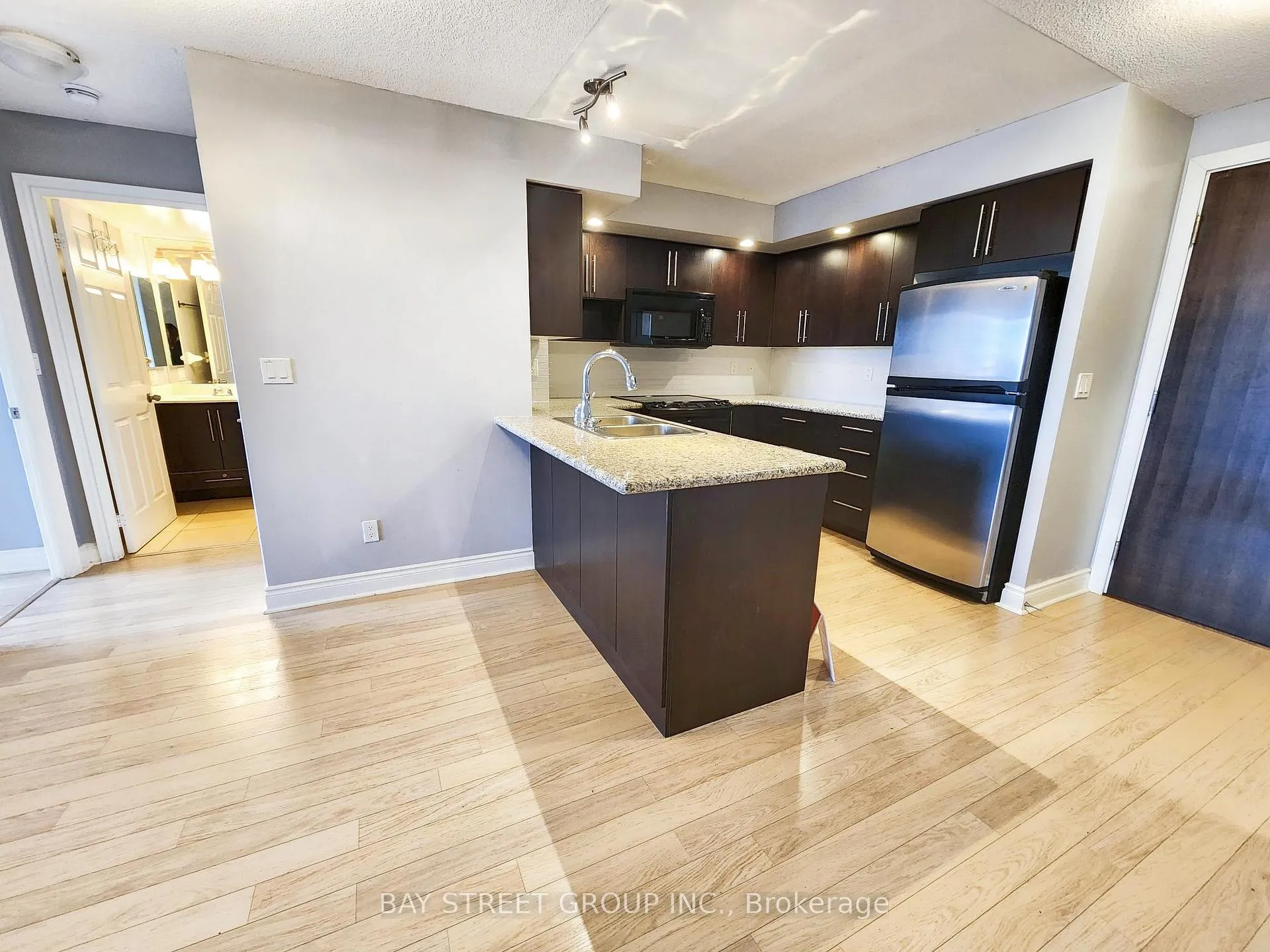 Photo 10 of Unit 687, 23 Cox Boulevard, Markham, Unionville — HOMEH