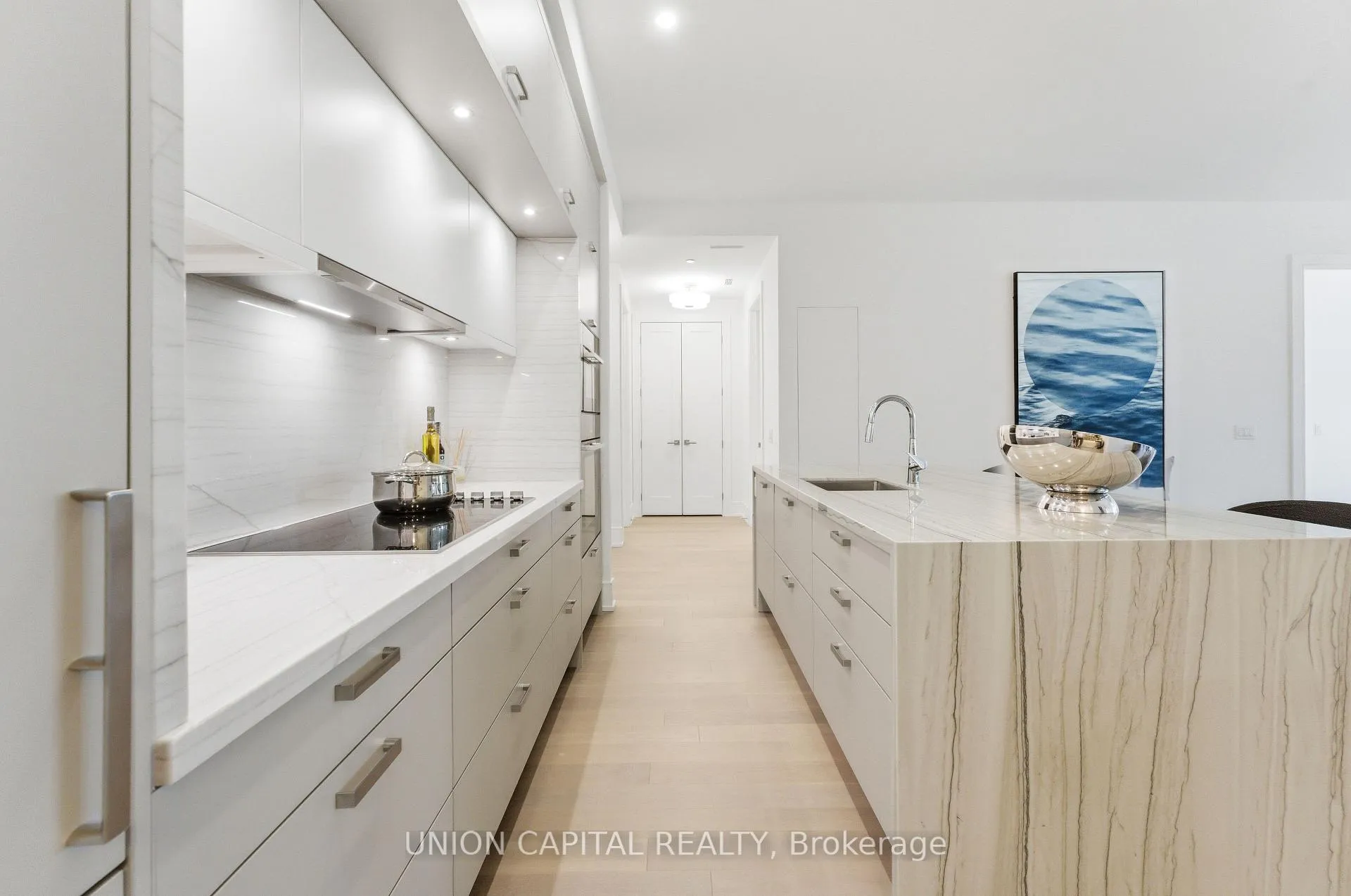Photo 4 of Unit 204, 397 Royal Orchard Boulevard, Markham, Royal Orchard — HOMEH