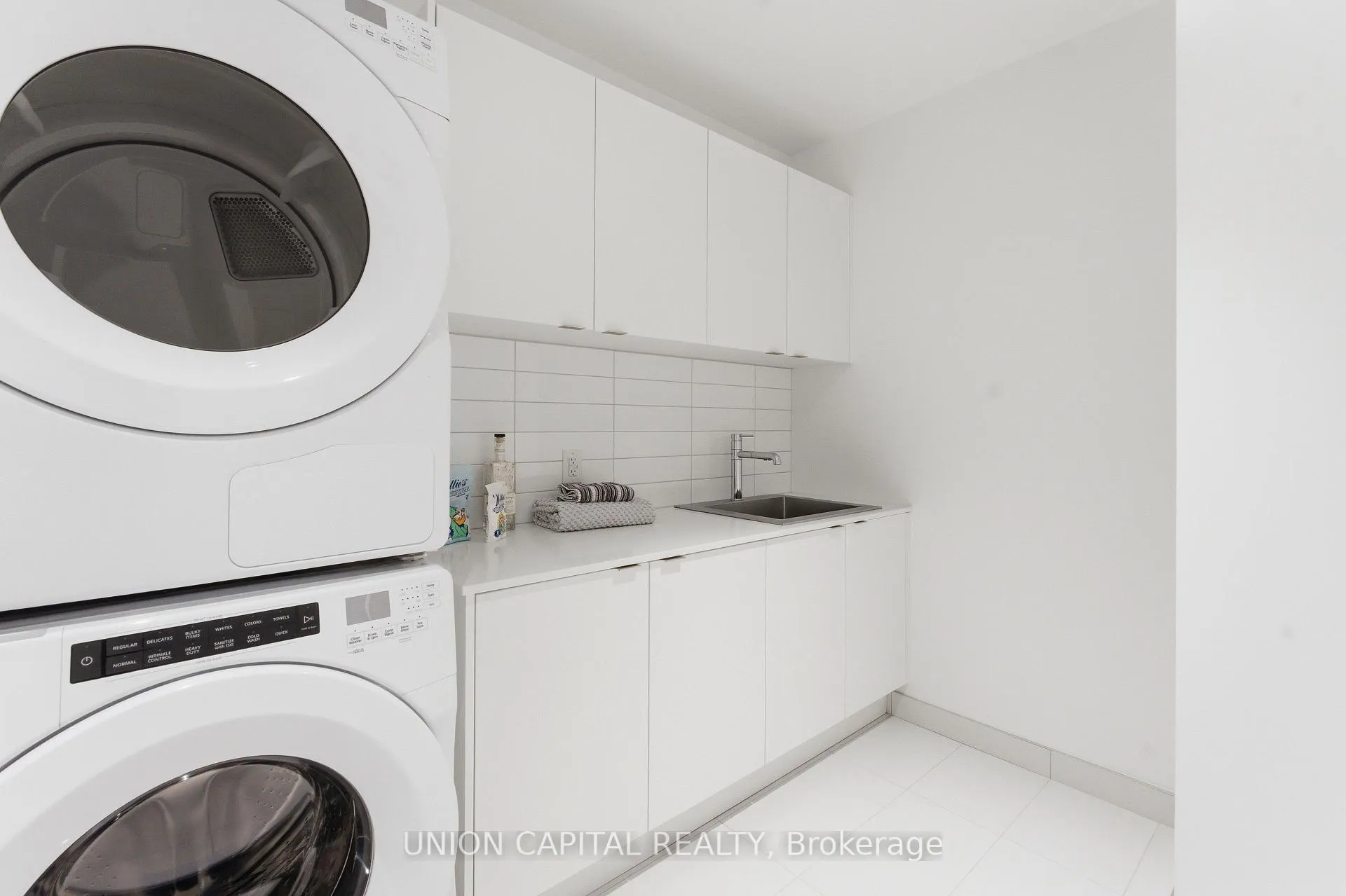 Photo 33 of Unit 204, 397 Royal Orchard Boulevard, Markham, Royal Orchard — HOMEH
