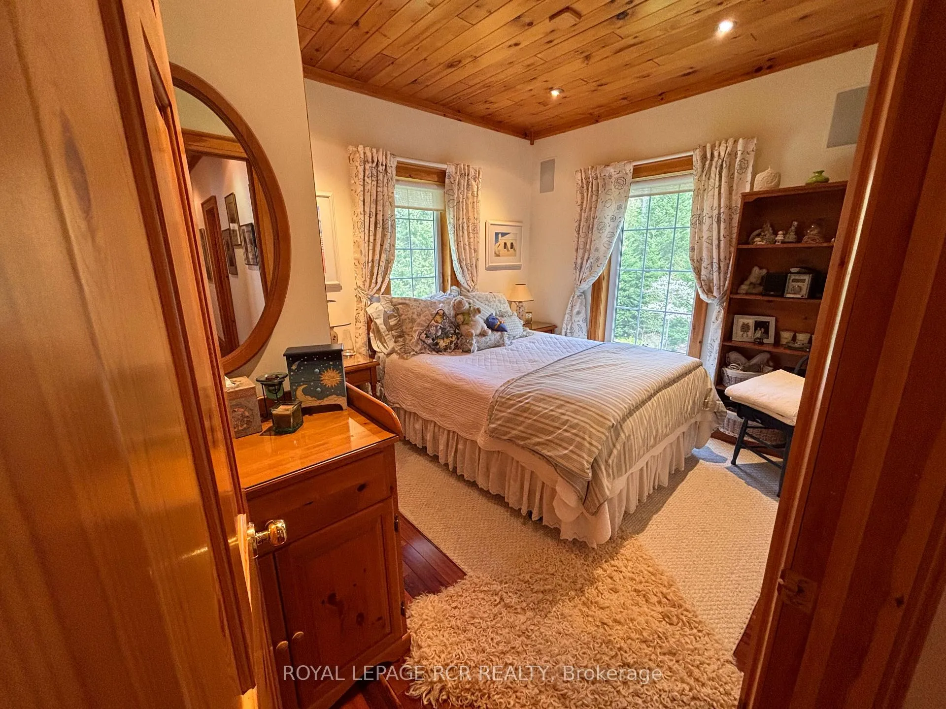 Photo 10 of 4 Mcgregor Way, Bracebridge, Monck (Bracebridge) — HOMEH